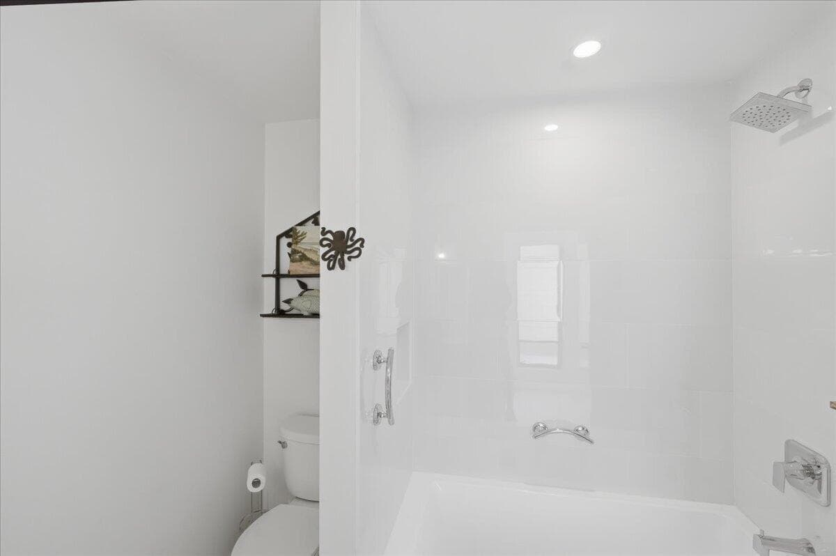 1102 SE Mitchell Avenue 205, Port St. Lucie, FL 34952 — photo 23 of 80
