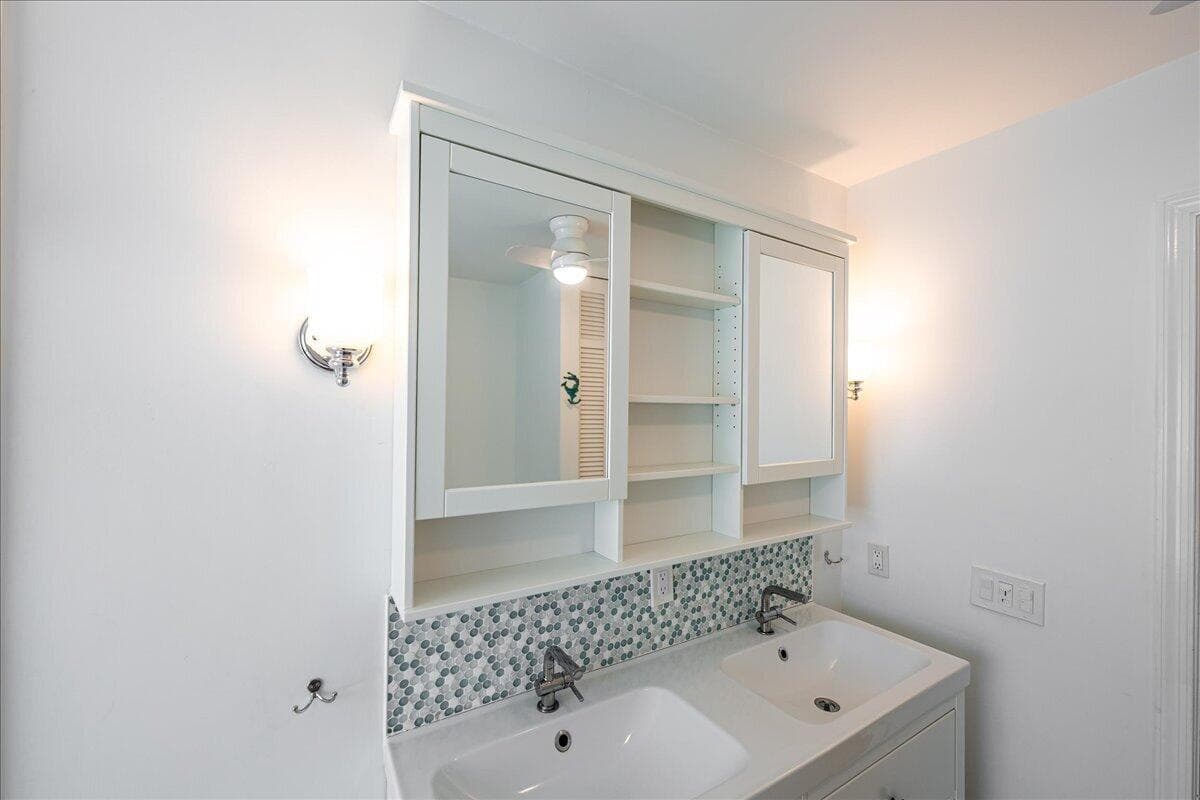 1102 SE Mitchell Avenue 205, Port St. Lucie, FL 34952 — photo 43 of 80