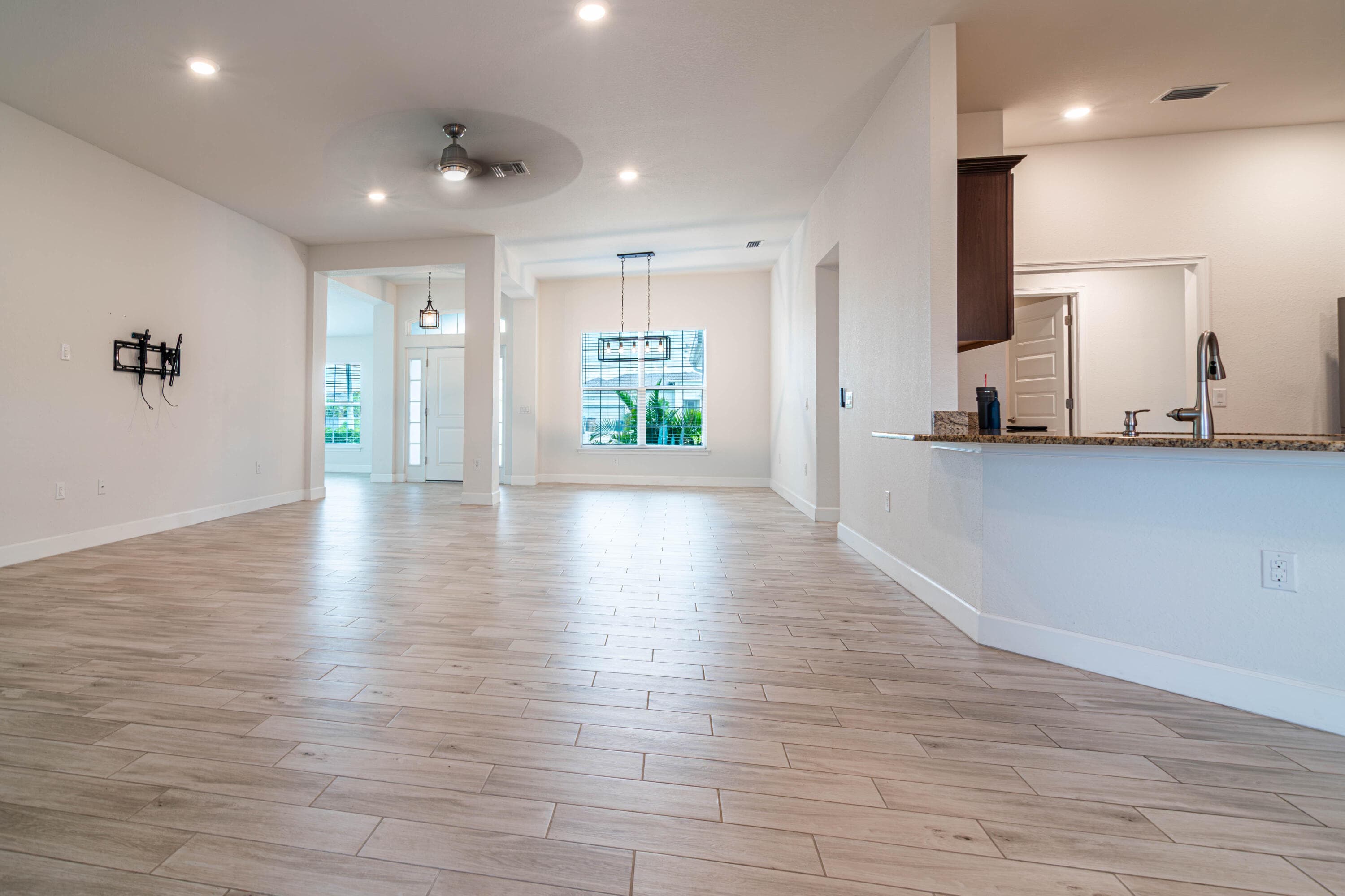 1513 NE 43rd Terrace, Cape Coral, FL 33909 — photo 10 of 44
