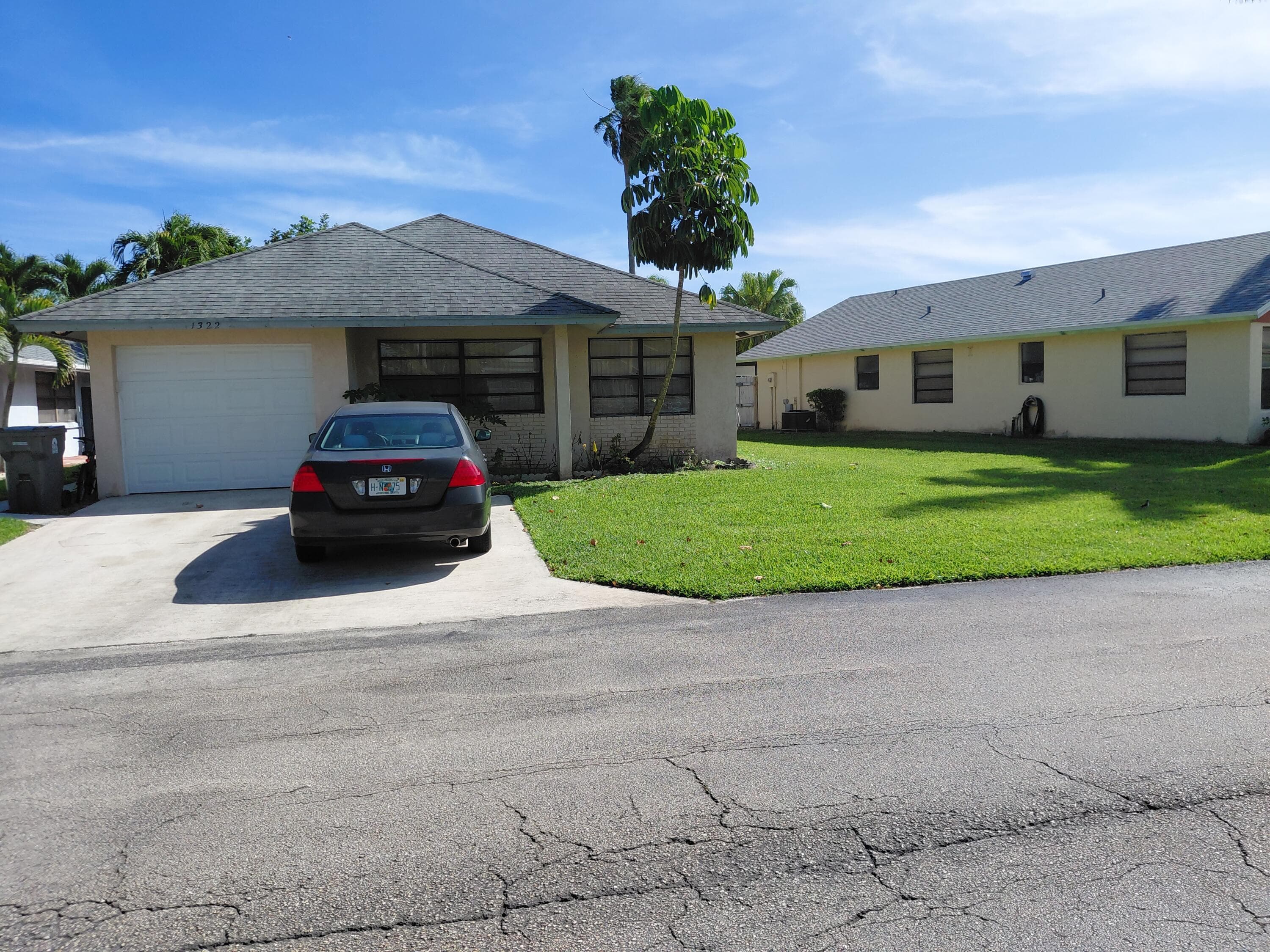 1322 Pines Lane, West Palm Beach, FL 33415 — photo 24 of 37