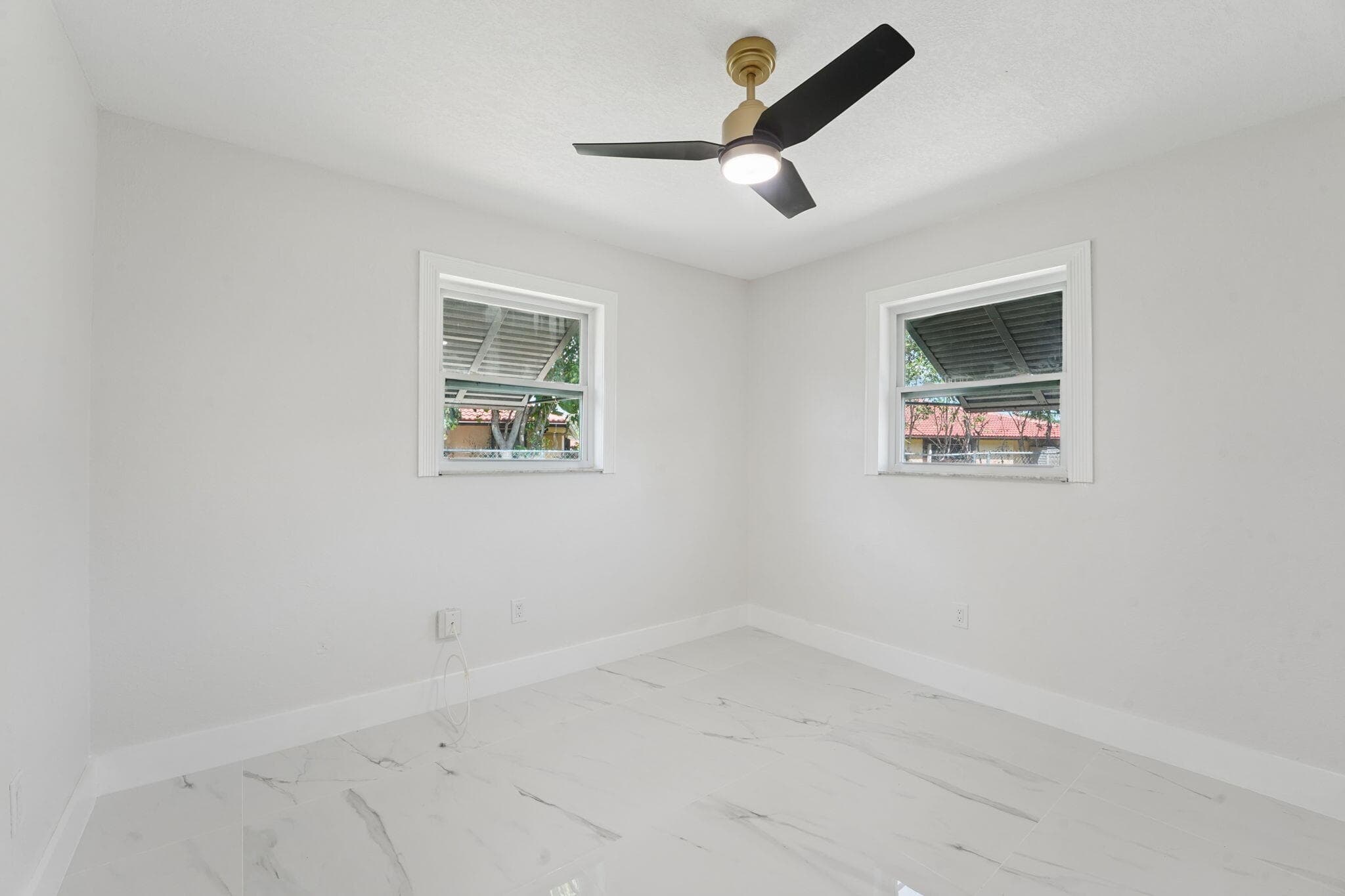 1527 Live Oak Drive, West Palm Beach, FL 33415 — photo 18 of 45