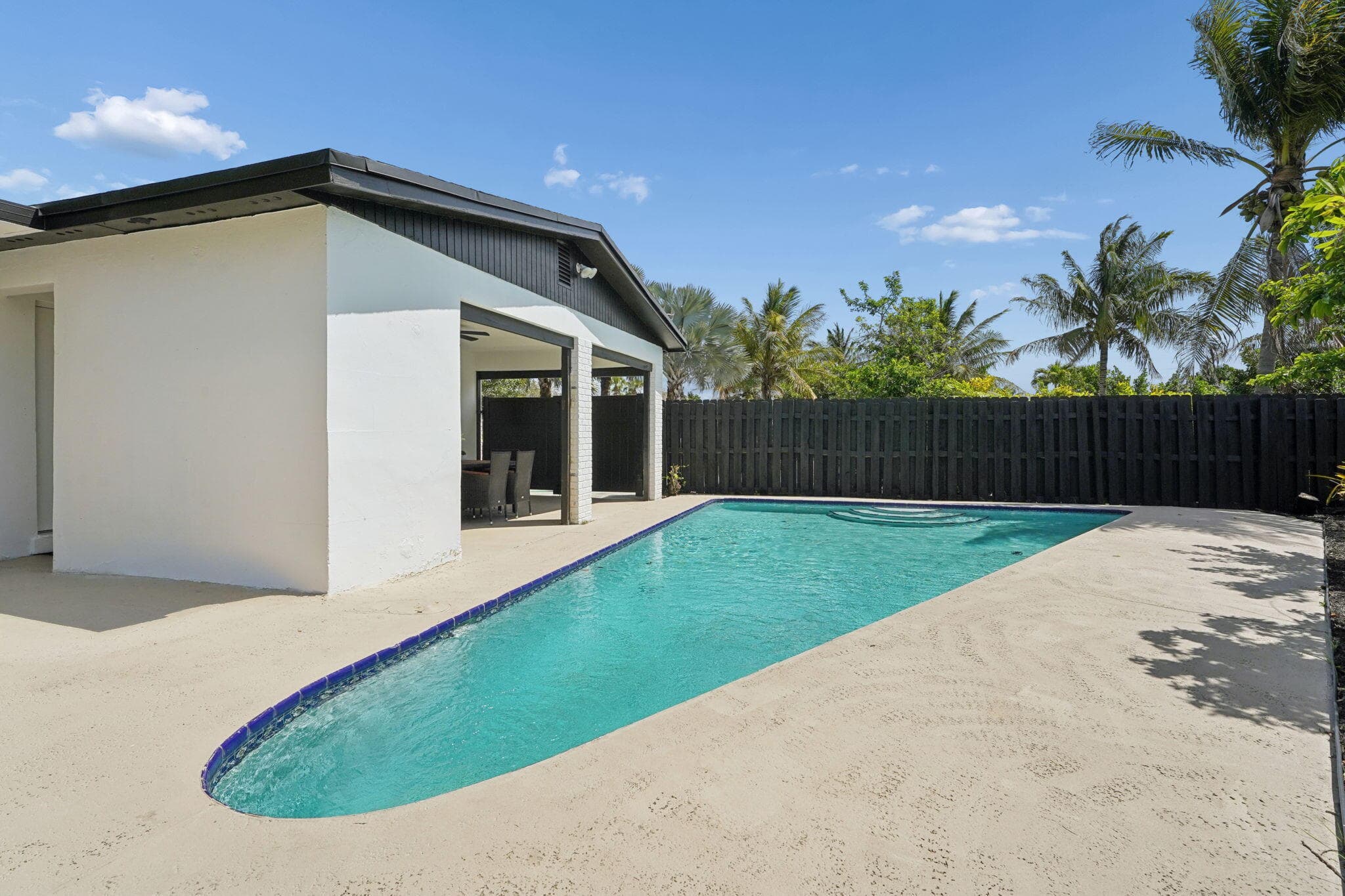 1527 Live Oak Drive, West Palm Beach, FL 33415 — photo 31 of 45