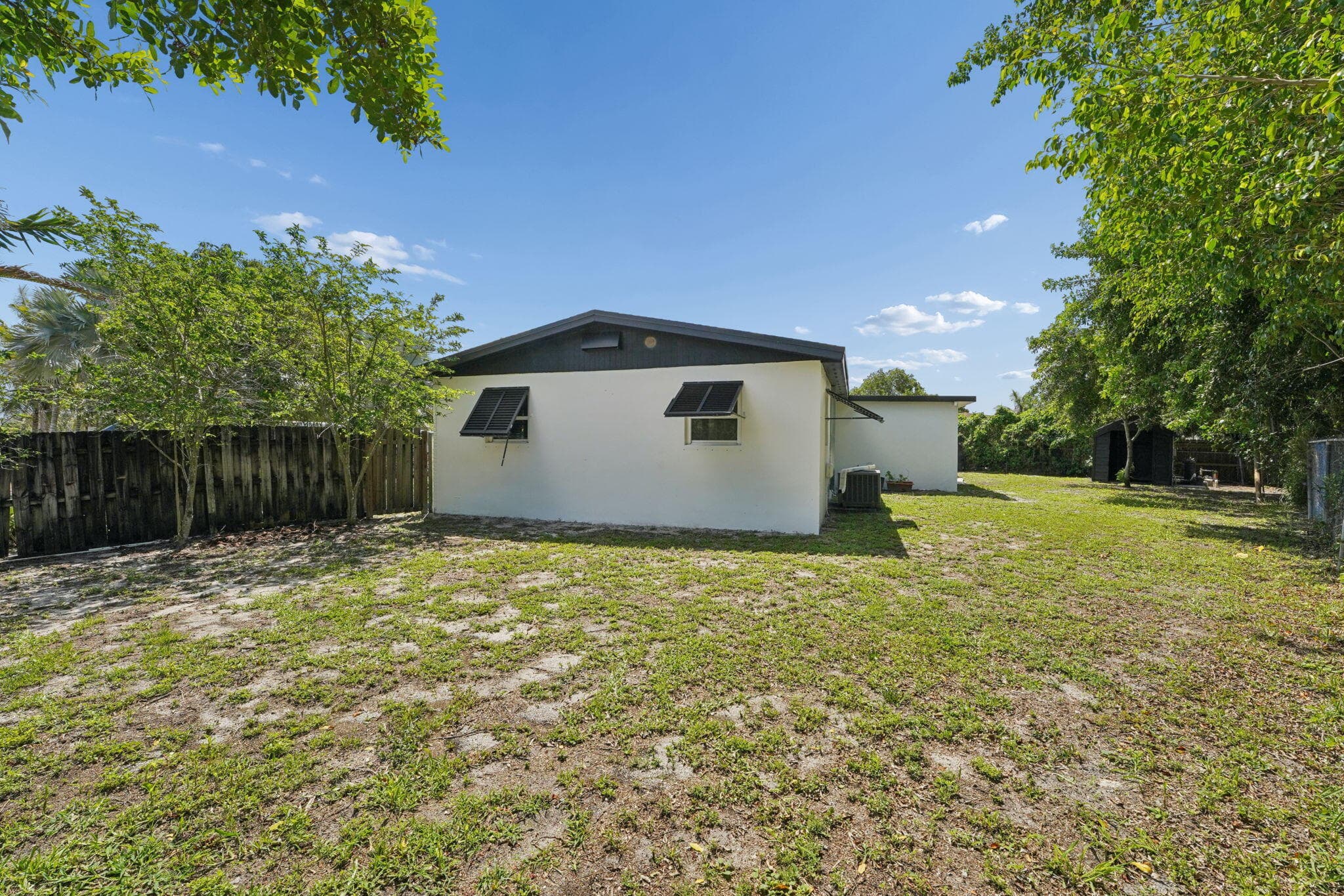 1527 Live Oak Drive, West Palm Beach, FL 33415 — photo 34 of 45