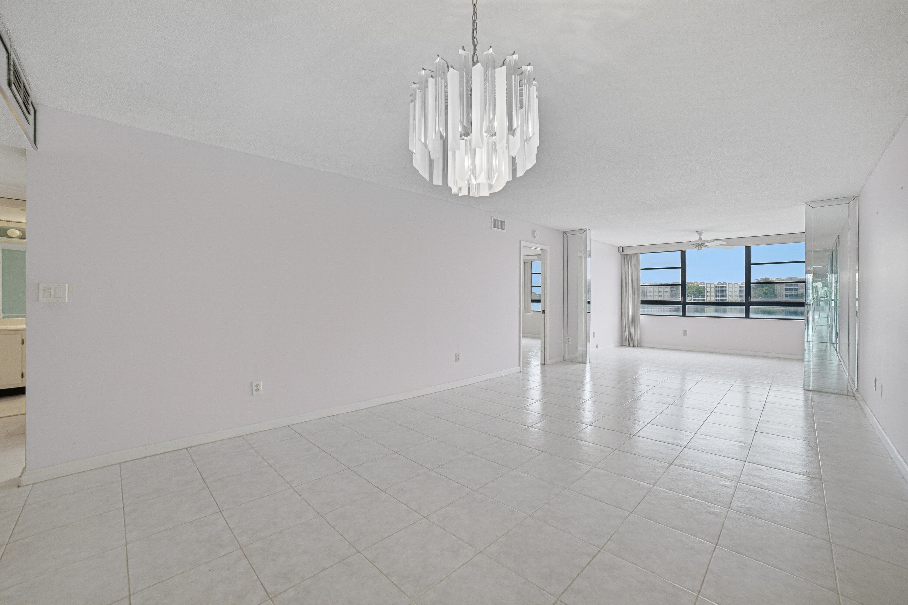 10442 E Clairmont Circle 204, Tamarac, FL 33321 — photo 4 of 32