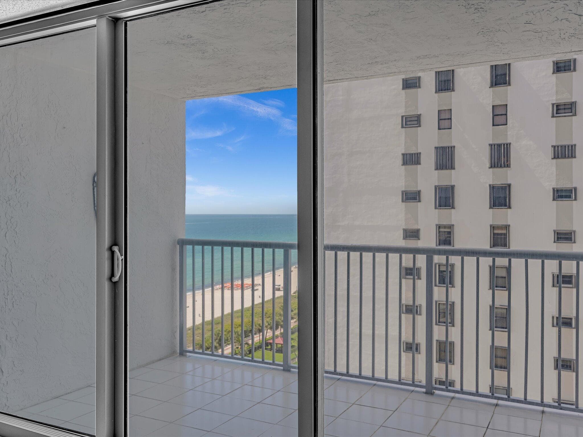 2655 Collins Avenue Unit 1710, Miami Beach, FL 33140 — photo 7 of 54