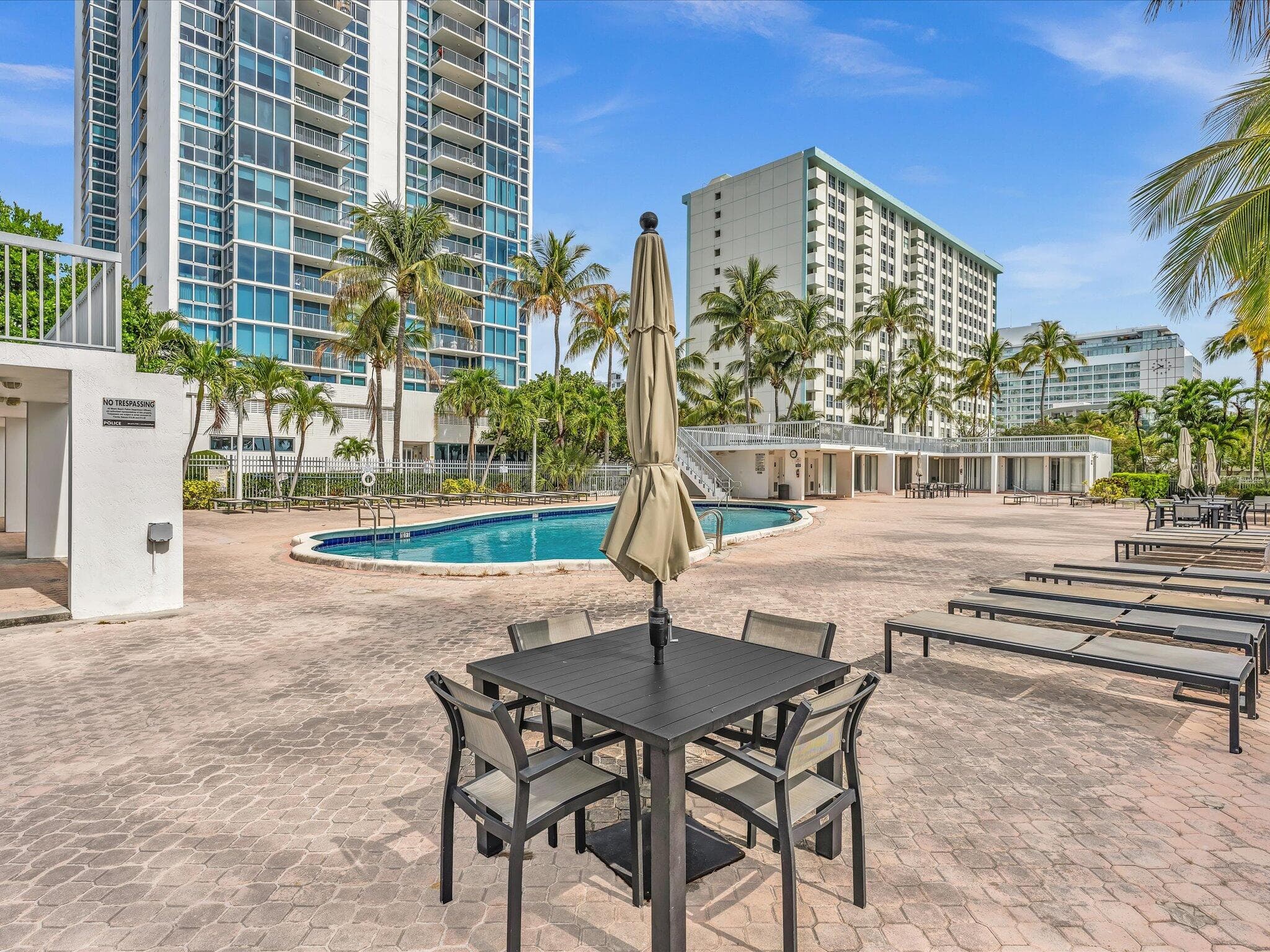 2655 Collins Avenue Unit 1710, Miami Beach, FL 33140 — photo 30 of 54