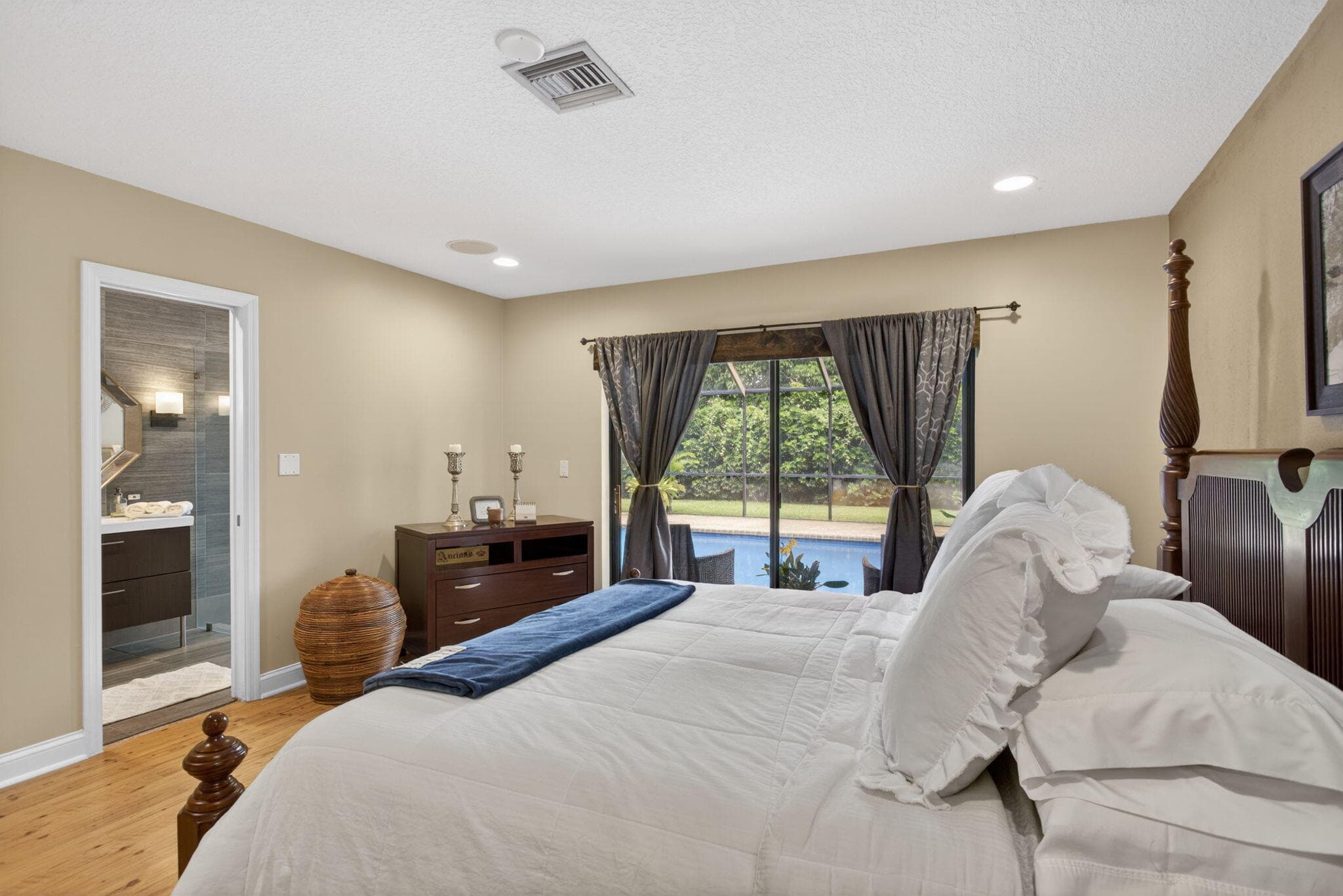 4111 NW 70th Way, Coral Springs, FL 33065 — photo 9 of 34