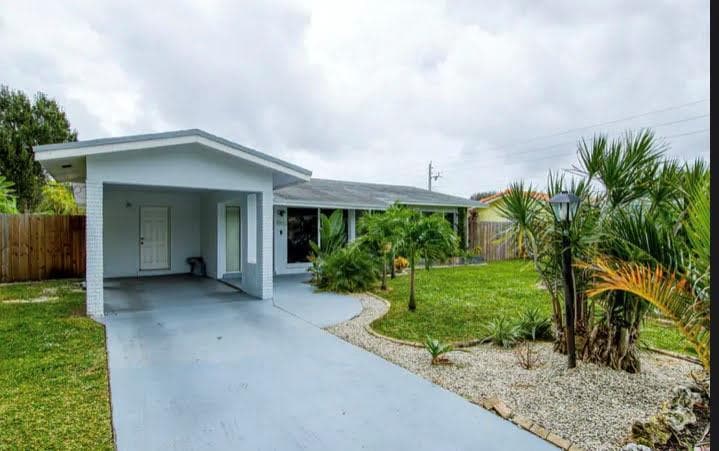1905 N 45th Avenue, Hollywood, FL 33021 — photo 1 of 17