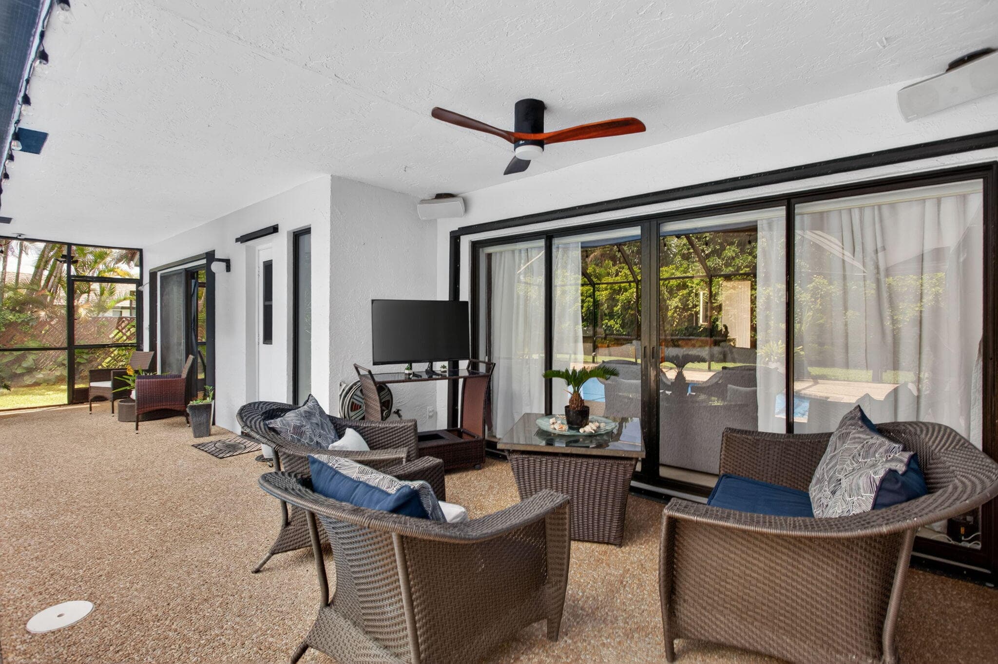 4111 NW 70th Way, Coral Springs, FL 33065 — photo 33 of 34