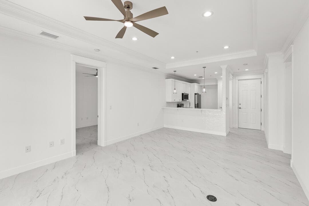 47 SW Osceola Street 206, Stuart, FL 34994 — photo 4 of 50
