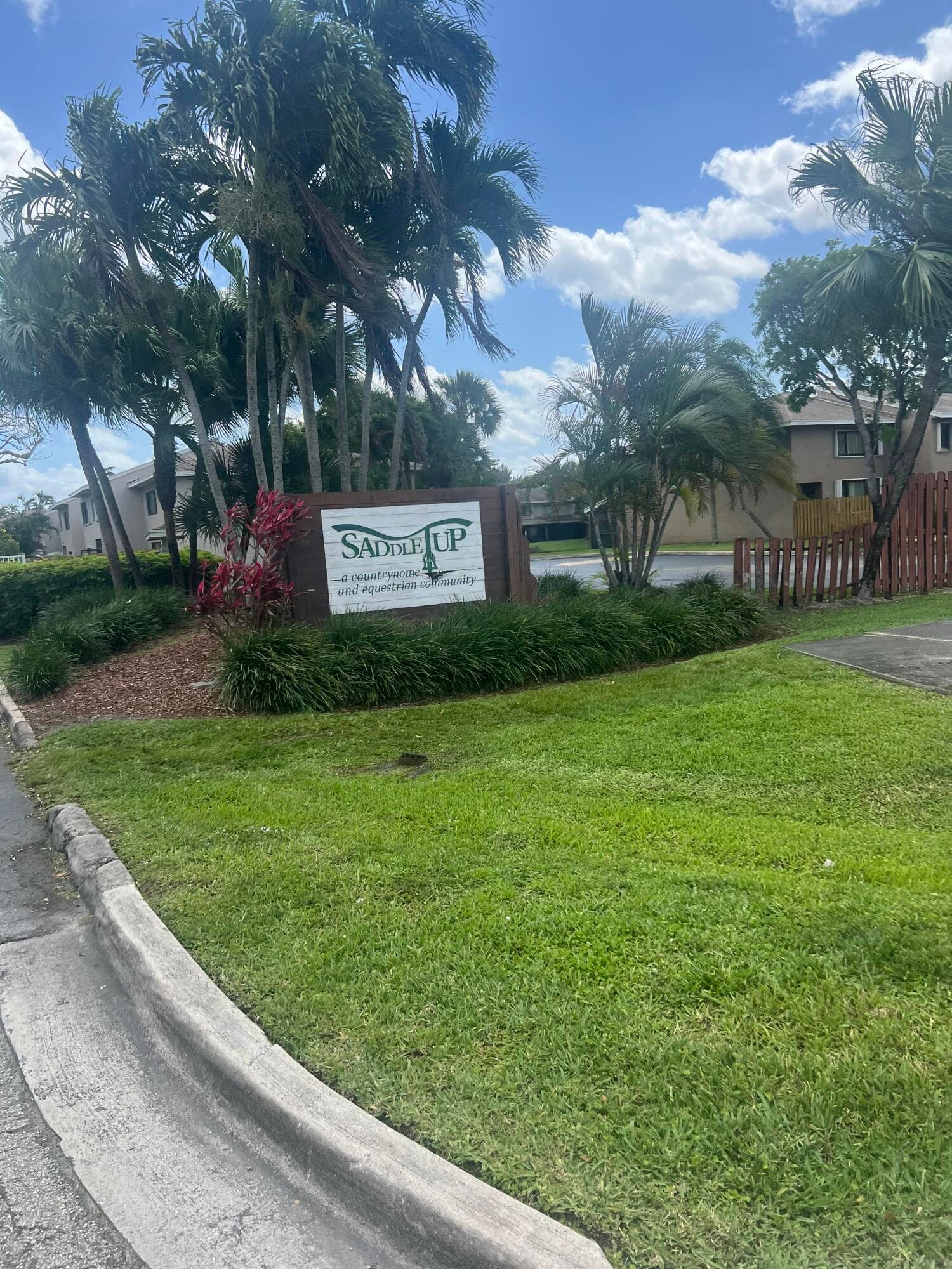 5182 S University Drive, Davie, FL 33328 — photo 24 of 32