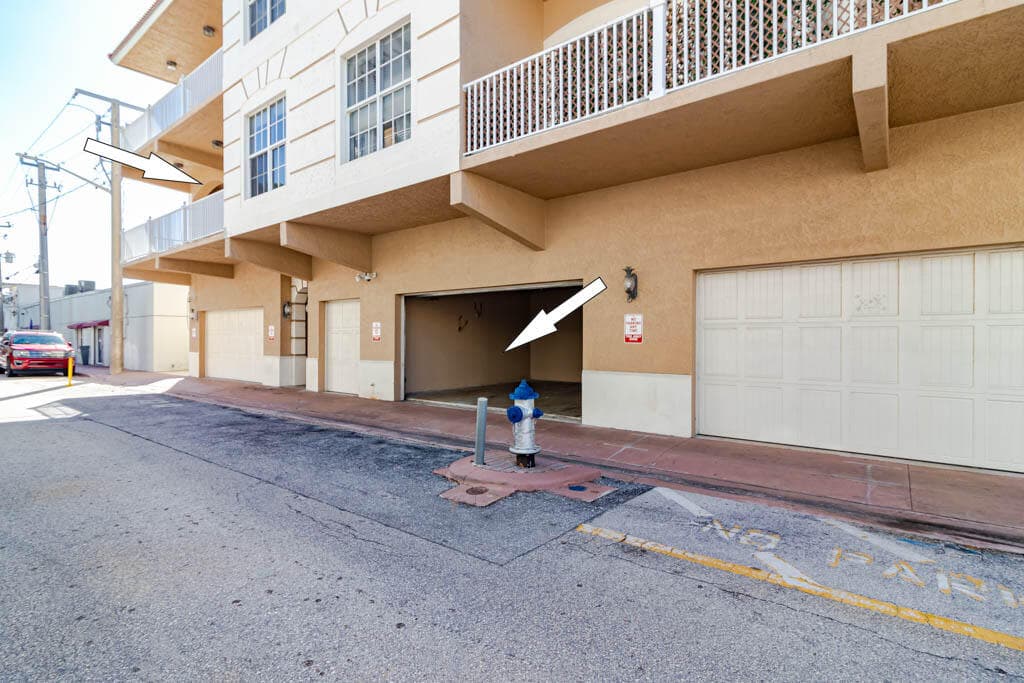 47 SW Osceola Street 206, Stuart, FL 34994 — photo 43 of 50