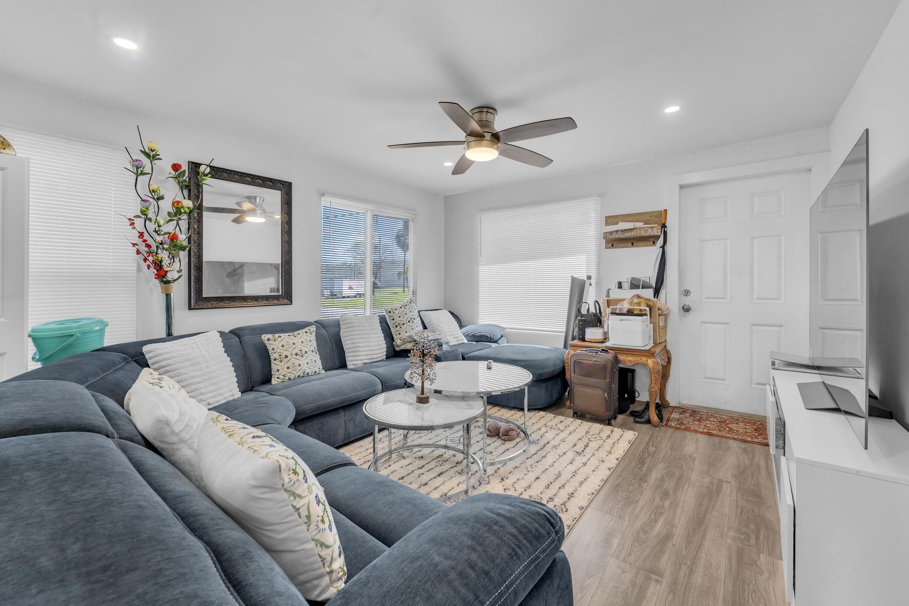 621 NW 15th Avenue, Pompano Beach, FL 33069 — photo 5 of 22