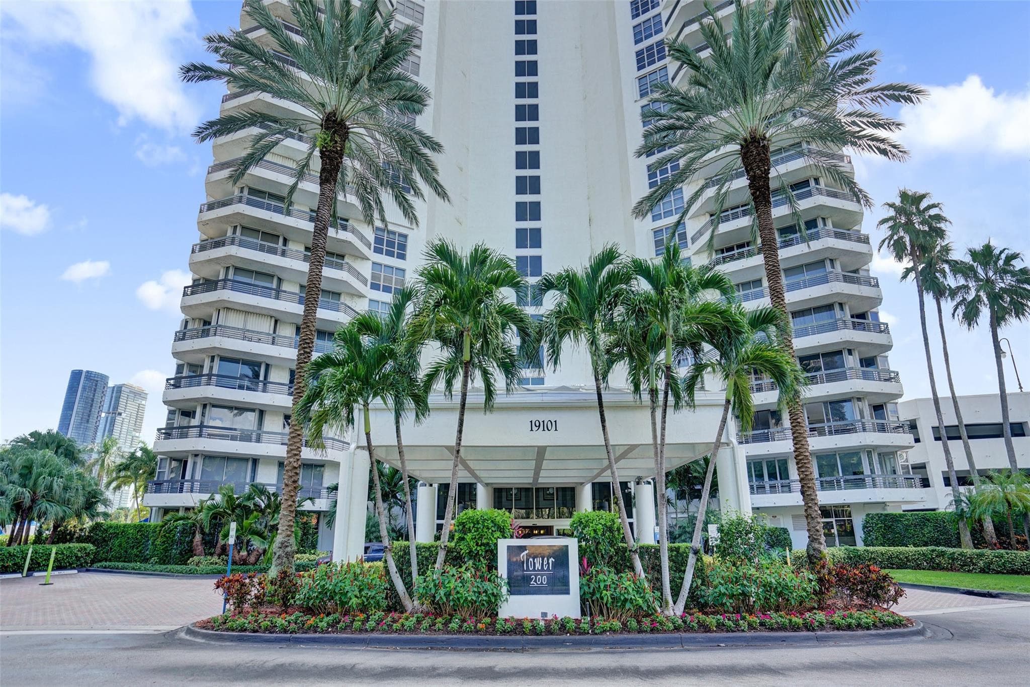 19101 NE 36th Court 1709, Aventura, FL 33180 — photo 21 of 58