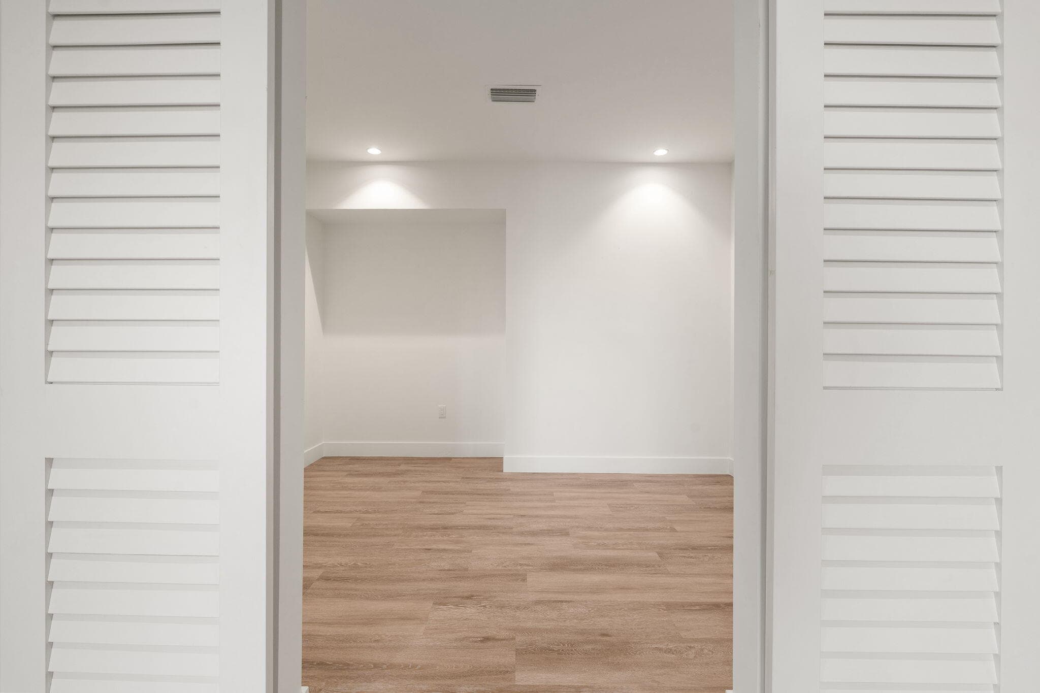 41 SW Seminole Street 204, Stuart, FL 34994 — photo 13 of 37