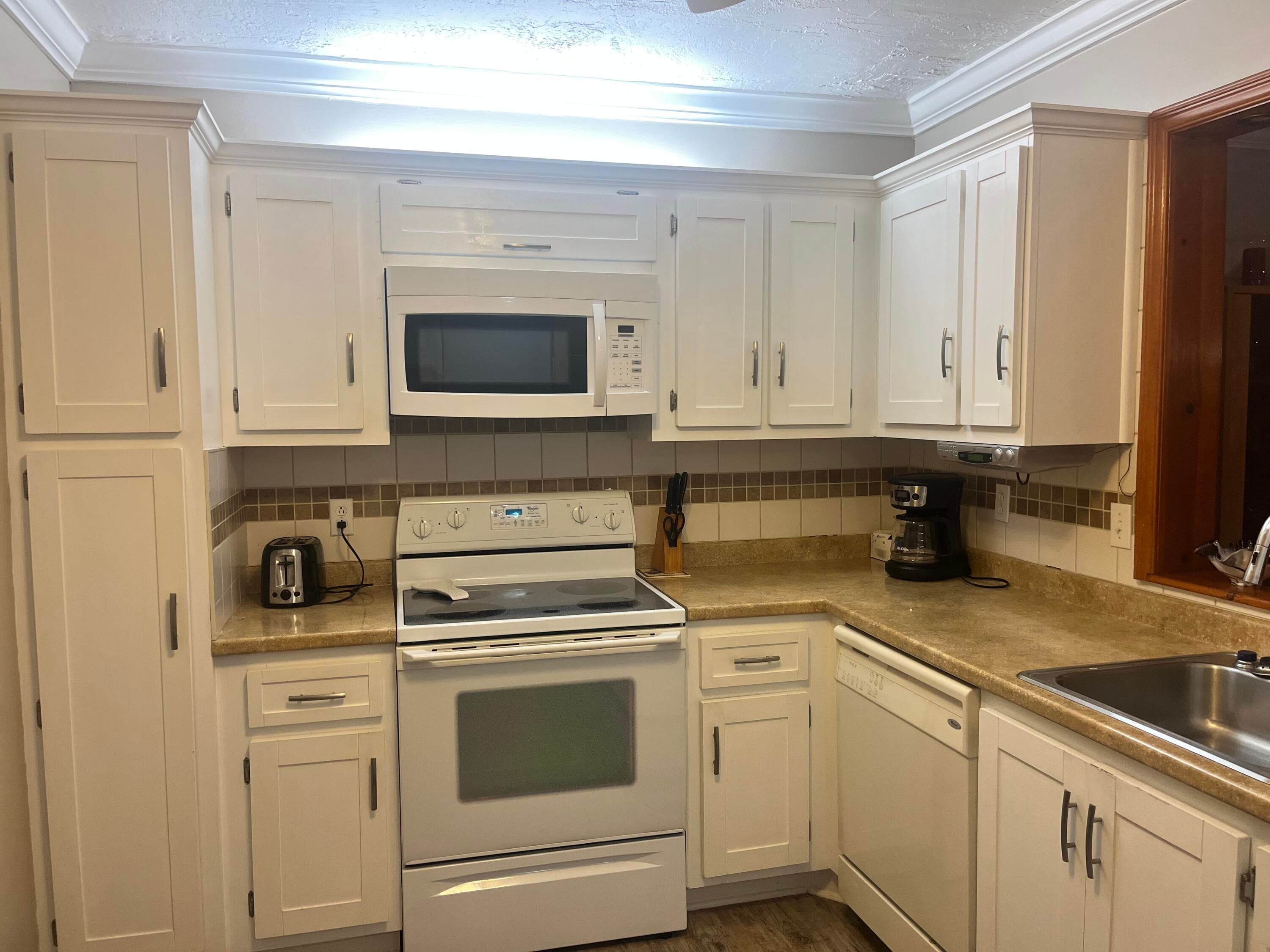 2871 Somerset Drive 414, Lauderdale Lakes, FL 33311 — photo 3 of 19