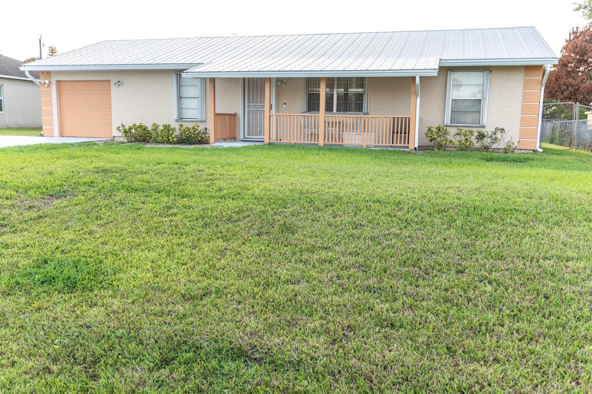 662 NW Bayshore Boulevard, Port St. Lucie, FL 34983 — photo 1 of 18
