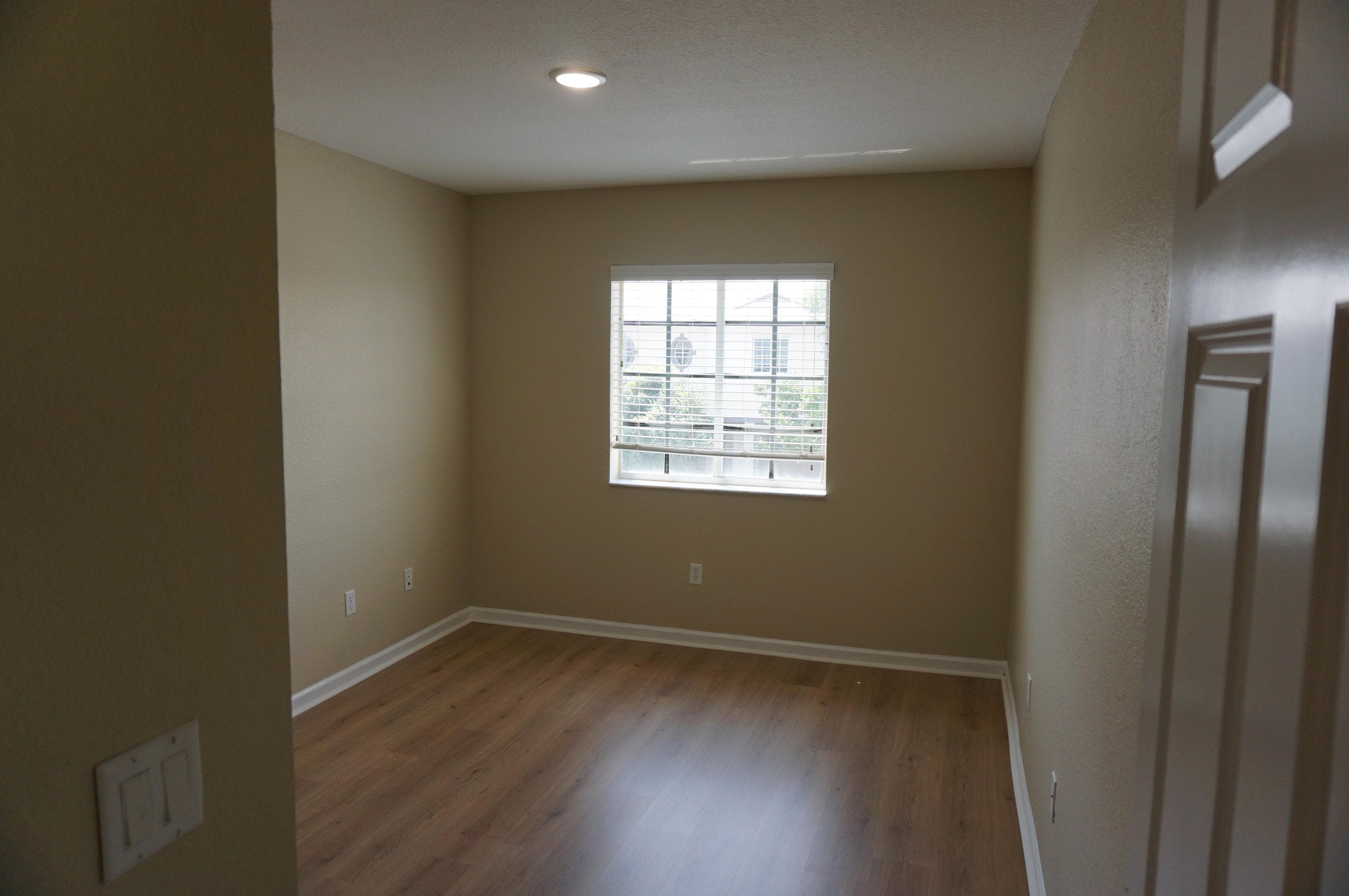 2030 Nassau Drive, West Palm Beach, FL 33404 — photo 14 of 28