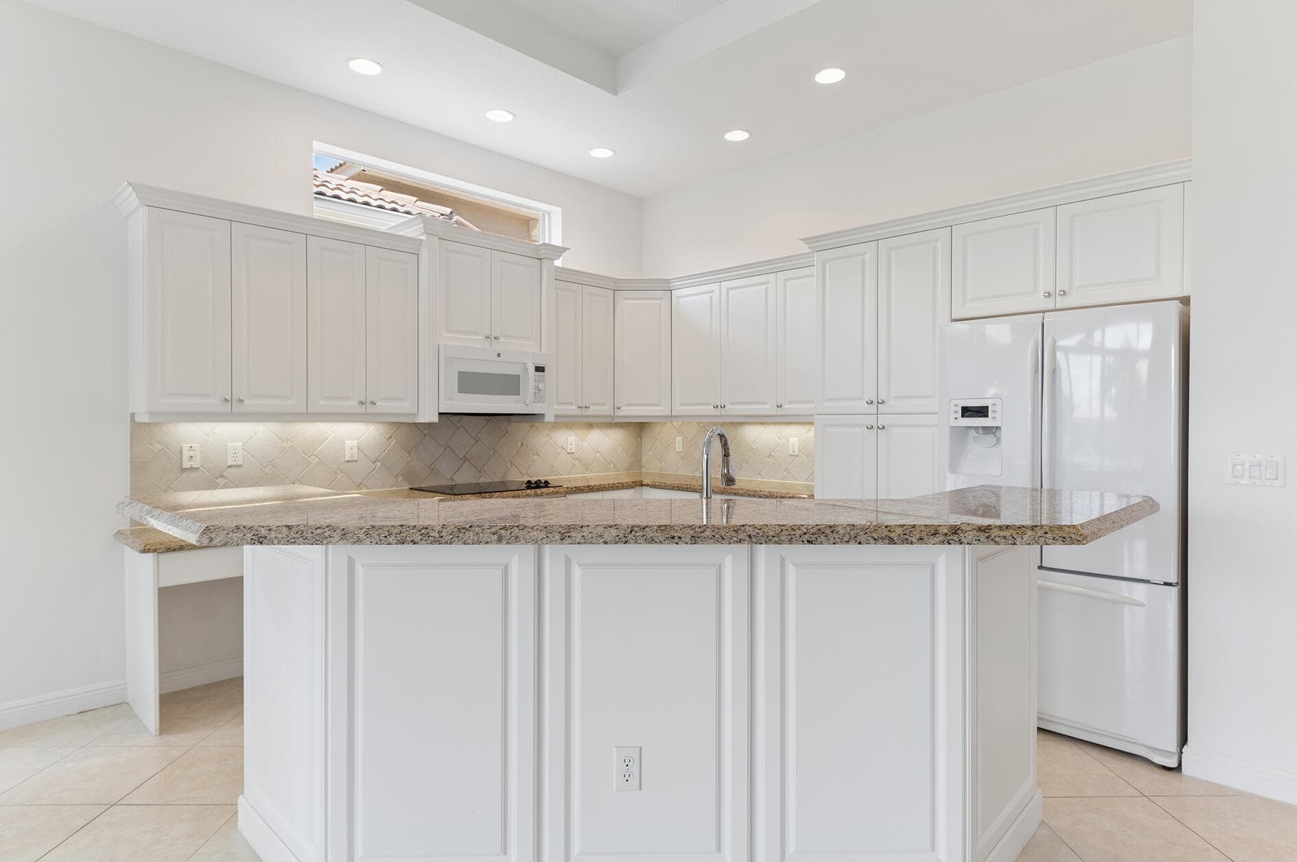 9258 Via Elegante, Wellington, FL 33411 — photo 6 of 32