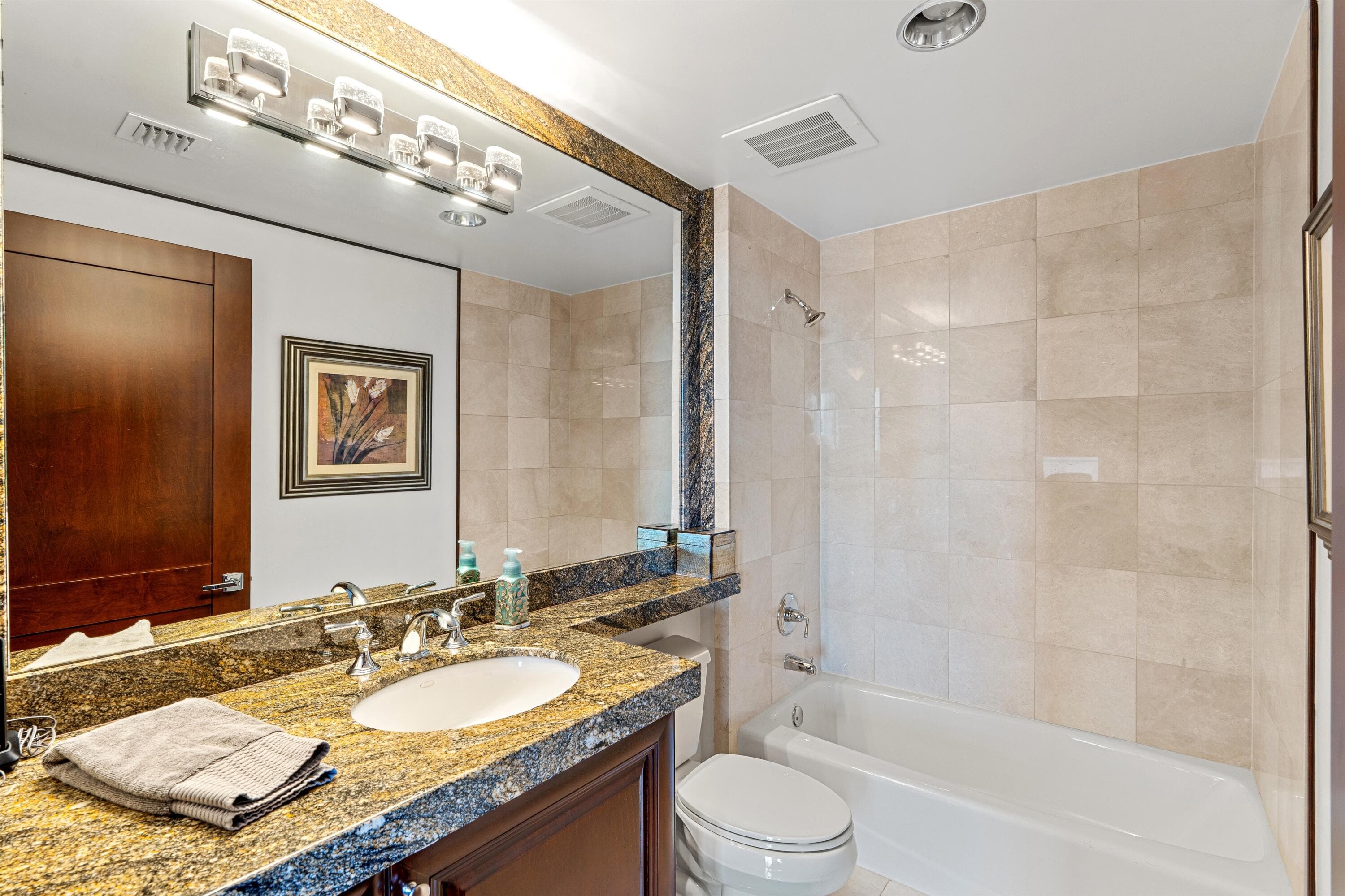 1460 S Ocean Boulevard 804, Lauderdale-By-The-Sea, FL 33062 — photo 26 of 44