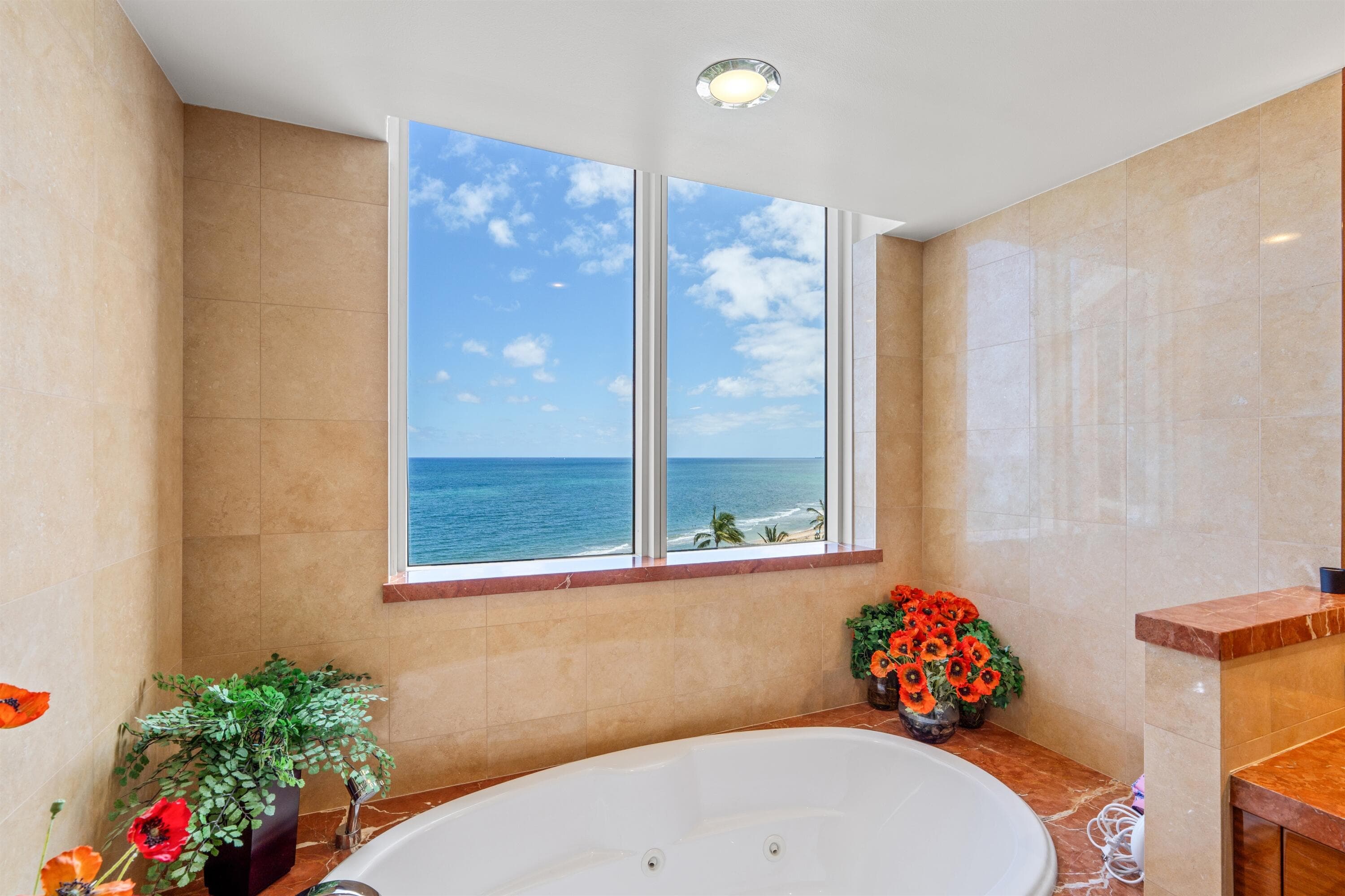 1460 S Ocean Boulevard 804, Lauderdale-By-The-Sea, FL 33062 — photo 20 of 44
