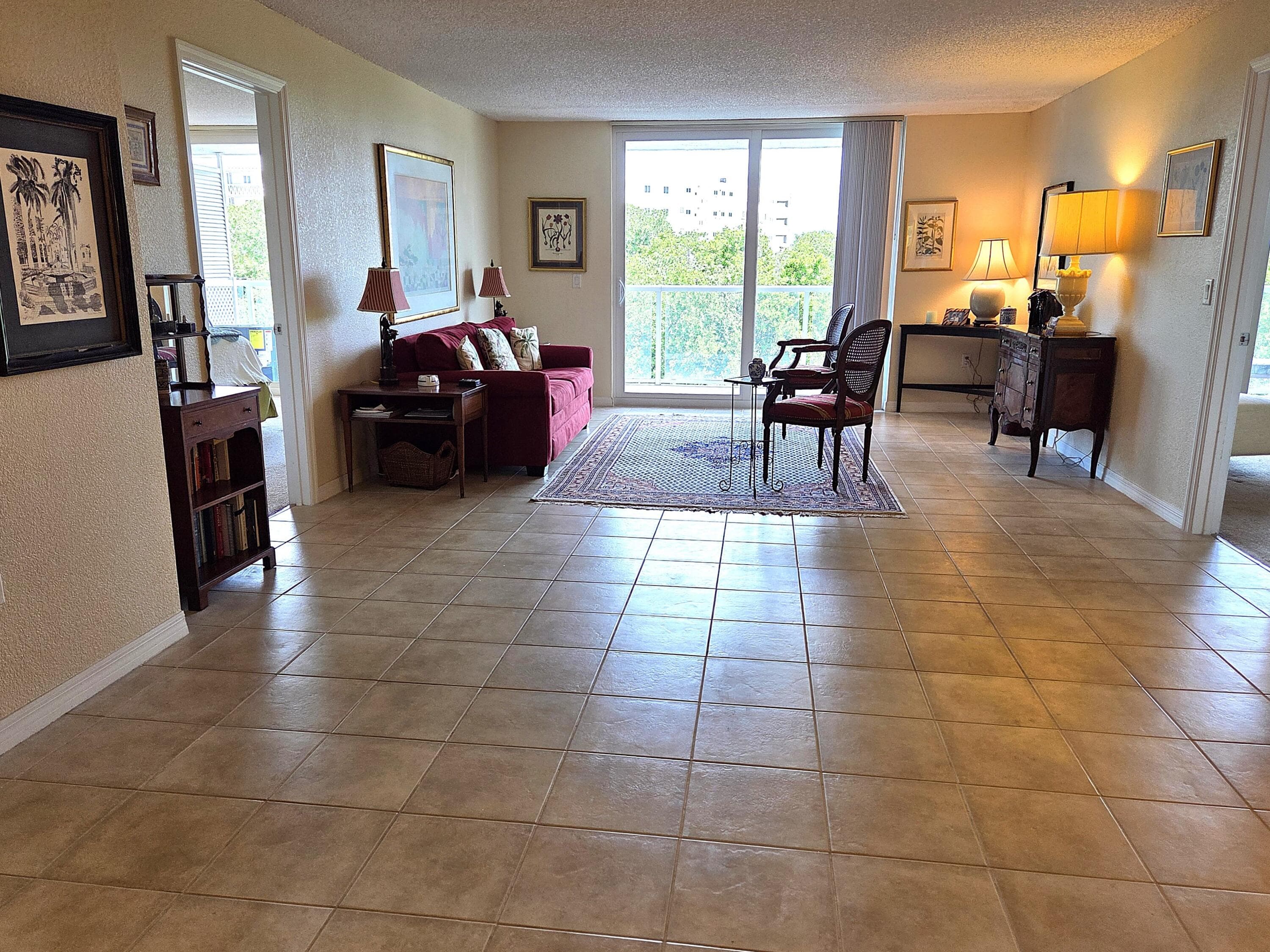 2560 S Ocean Boulevard 416, Palm Beach, FL 33480 — photo 10 of 37