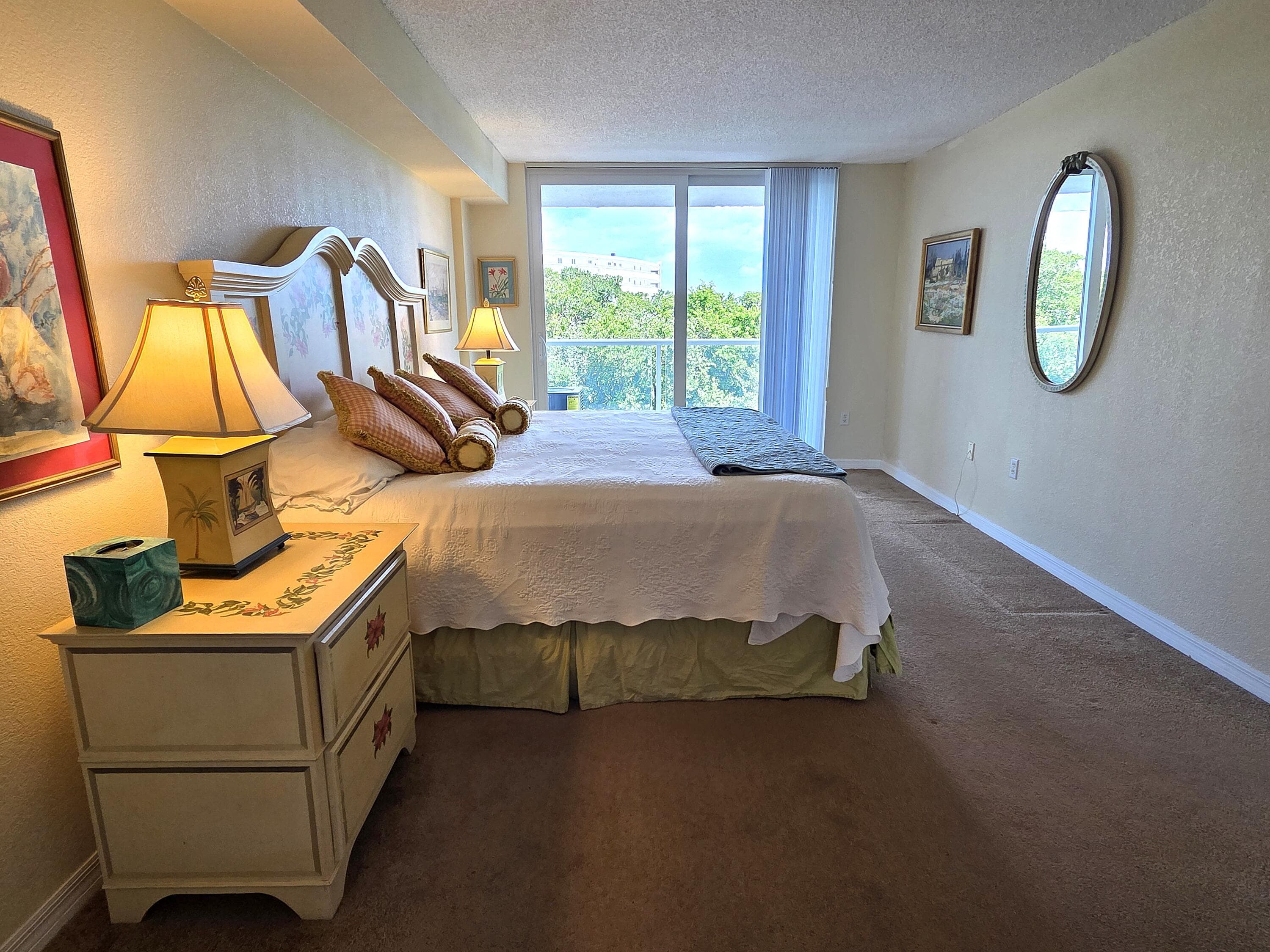 2560 S Ocean Boulevard 416, Palm Beach, FL 33480 — photo 16 of 37