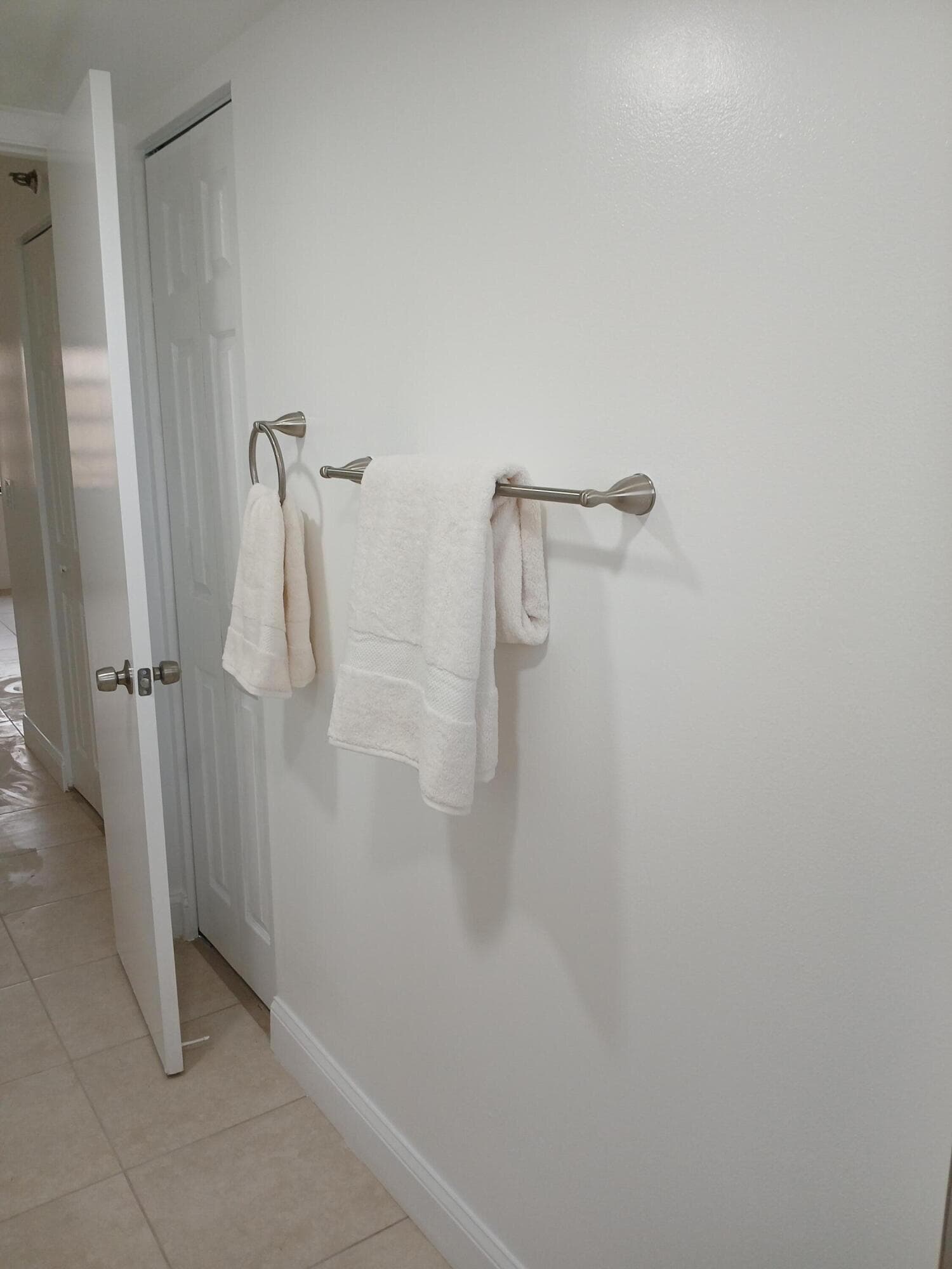 4760 Lucerne Lakes Boulevard W 405, Lake Worth, FL 33467 — photo 11 of 22