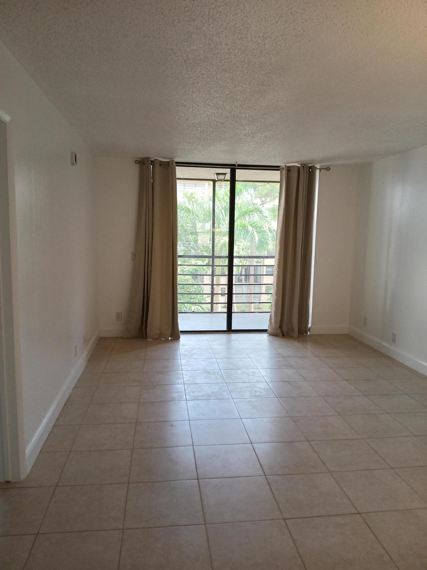 4760 Lucerne Lakes Boulevard W 405, Lake Worth, FL 33467 — photo 14 of 22