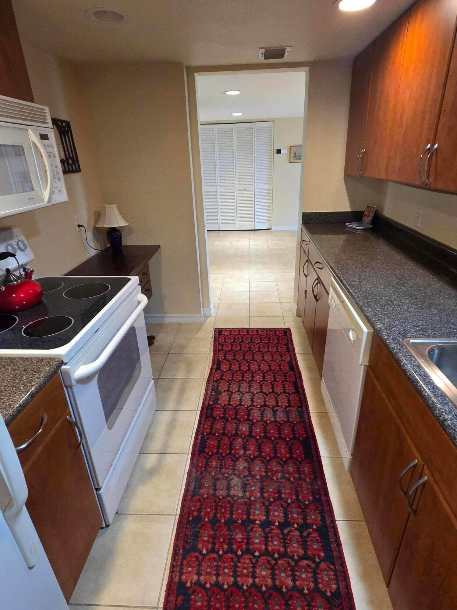 2560 S Ocean Boulevard 416, Palm Beach, FL 33480 — photo 30 of 37