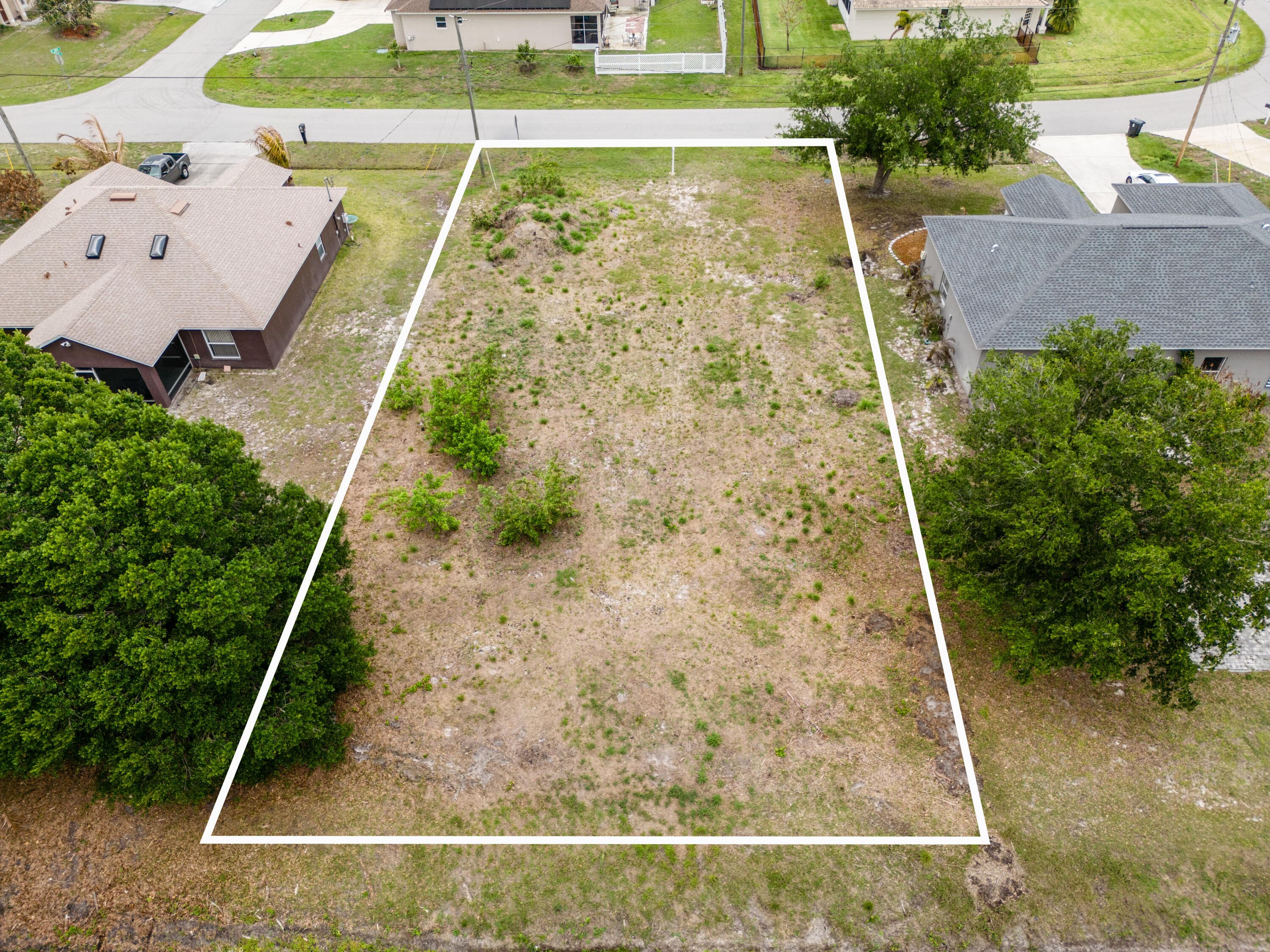 1110 SW Hunnicut Avenue, Port St. Lucie, FL 34953 — photo 3 of 9