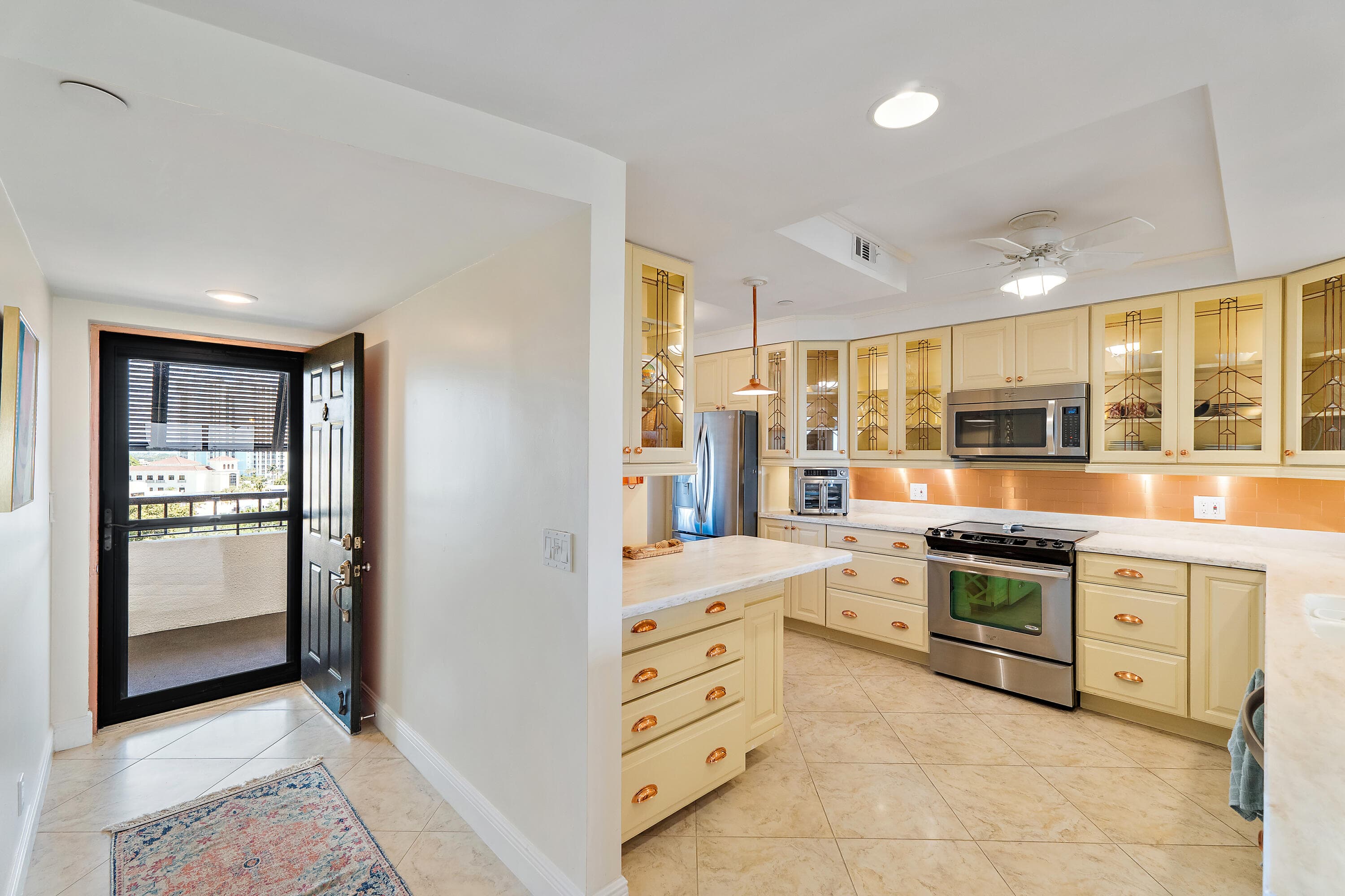 356 Golfview Road 903, North Palm Beach, FL 33408 — photo 3 of 85