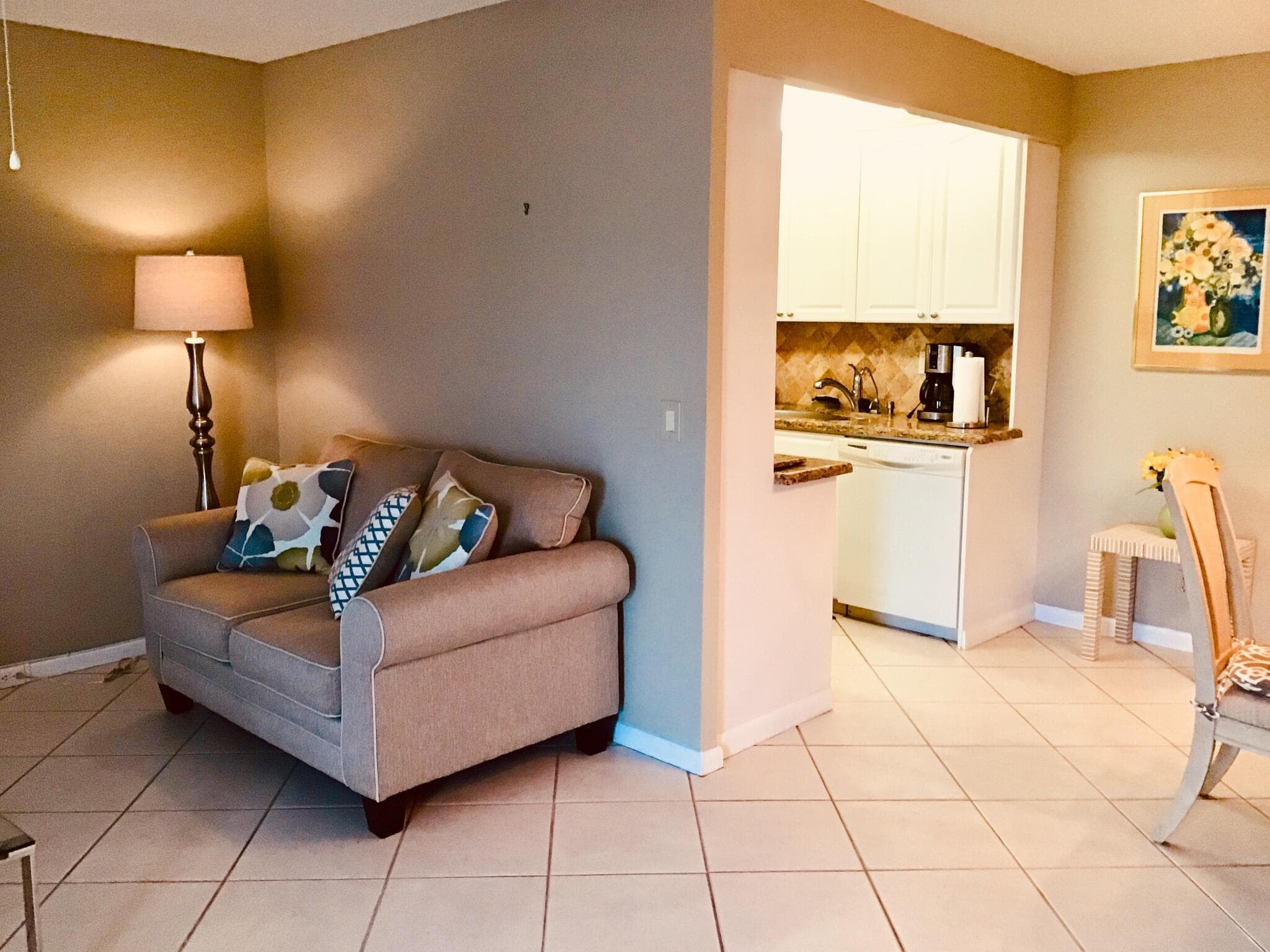 4008 Cornwall A, Boca Raton, FL 33434 — photo 1 of 27