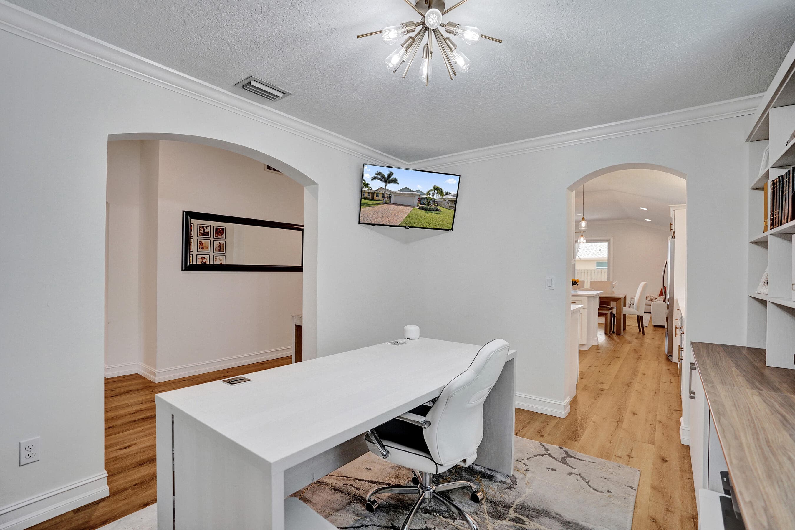 17572 W Cinquez Park Rd Road W, Jupiter, FL 33458 — photo 10 of 51