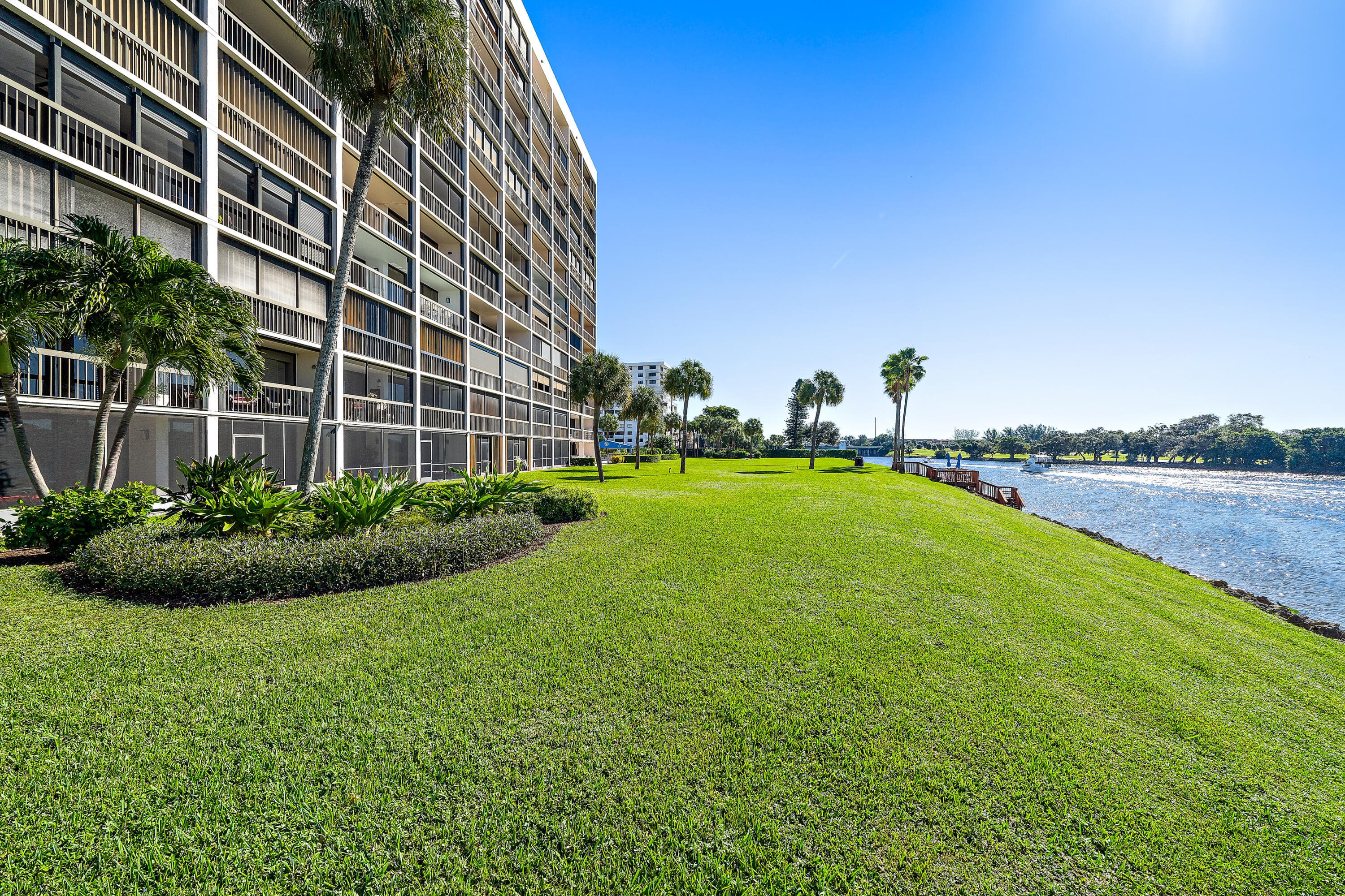 356 Golfview Road 903, North Palm Beach, FL 33408 — photo 41 of 85