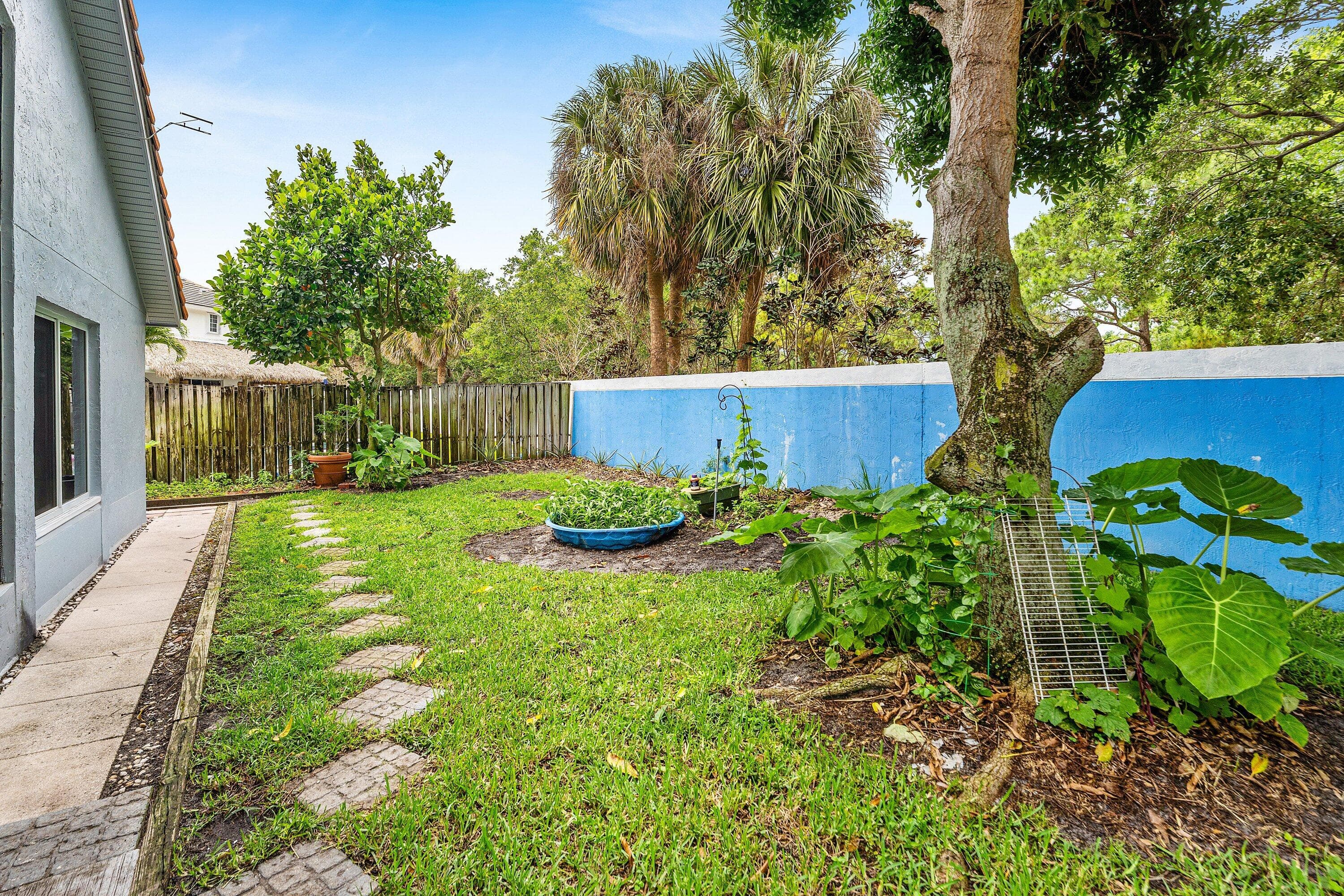 143 St Michaels Court, Jupiter, FL 33458 — photo 25 of 27