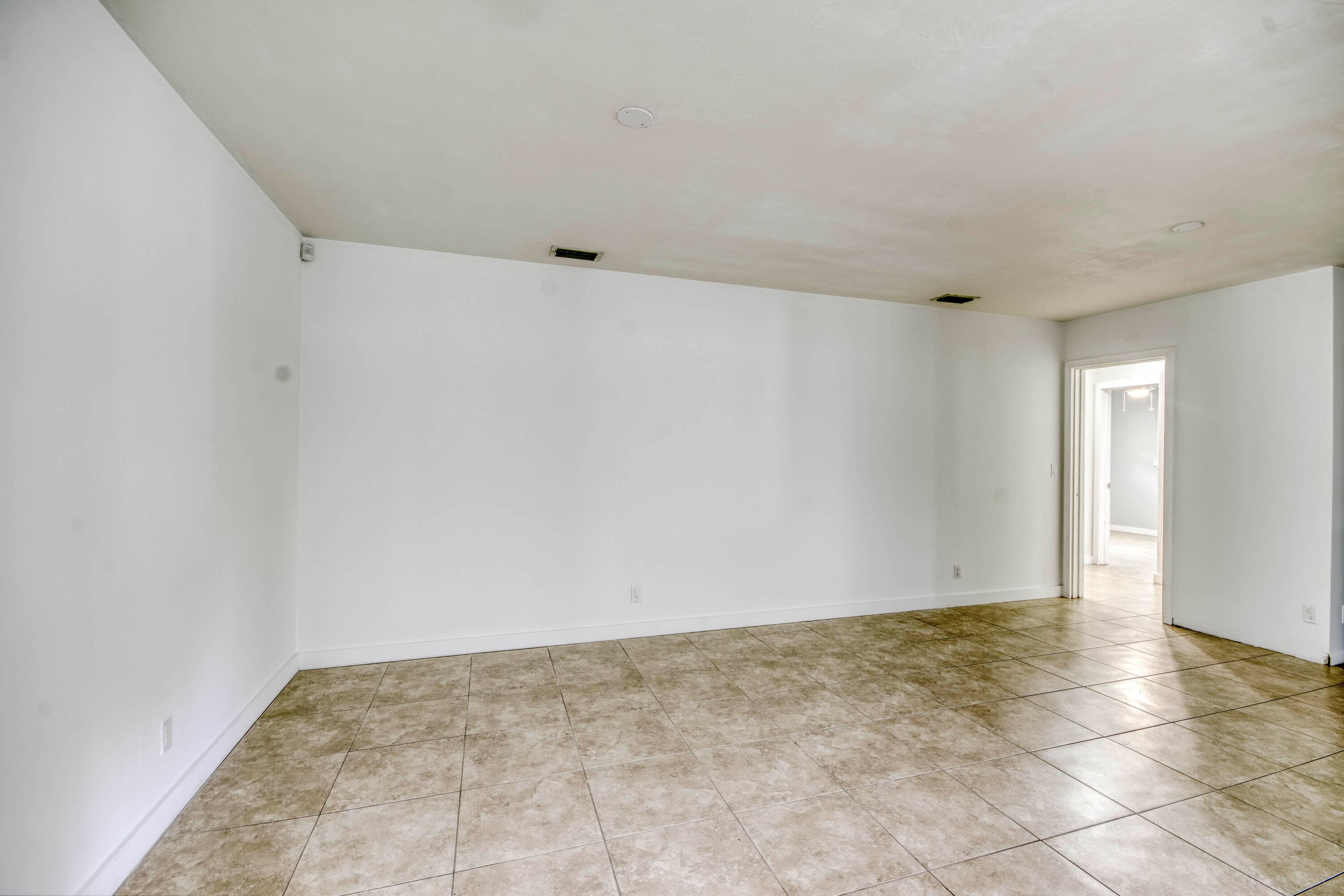 4359 Daffodil Circle N, Palm Beach Gardens, FL 33410 — photo 14 of 38