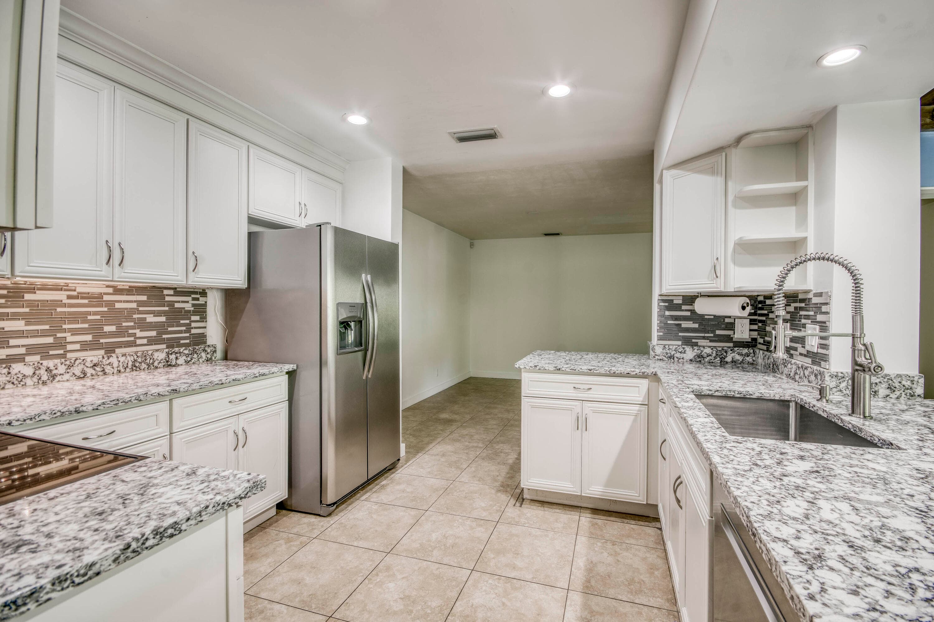 4359 Daffodil Circle N, Palm Beach Gardens, FL 33410 — photo 8 of 38