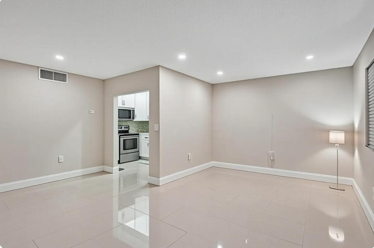 4980 E Sabal Palm Boulevard E 124, Tamarac, FL 33319 — photo 2 of 21