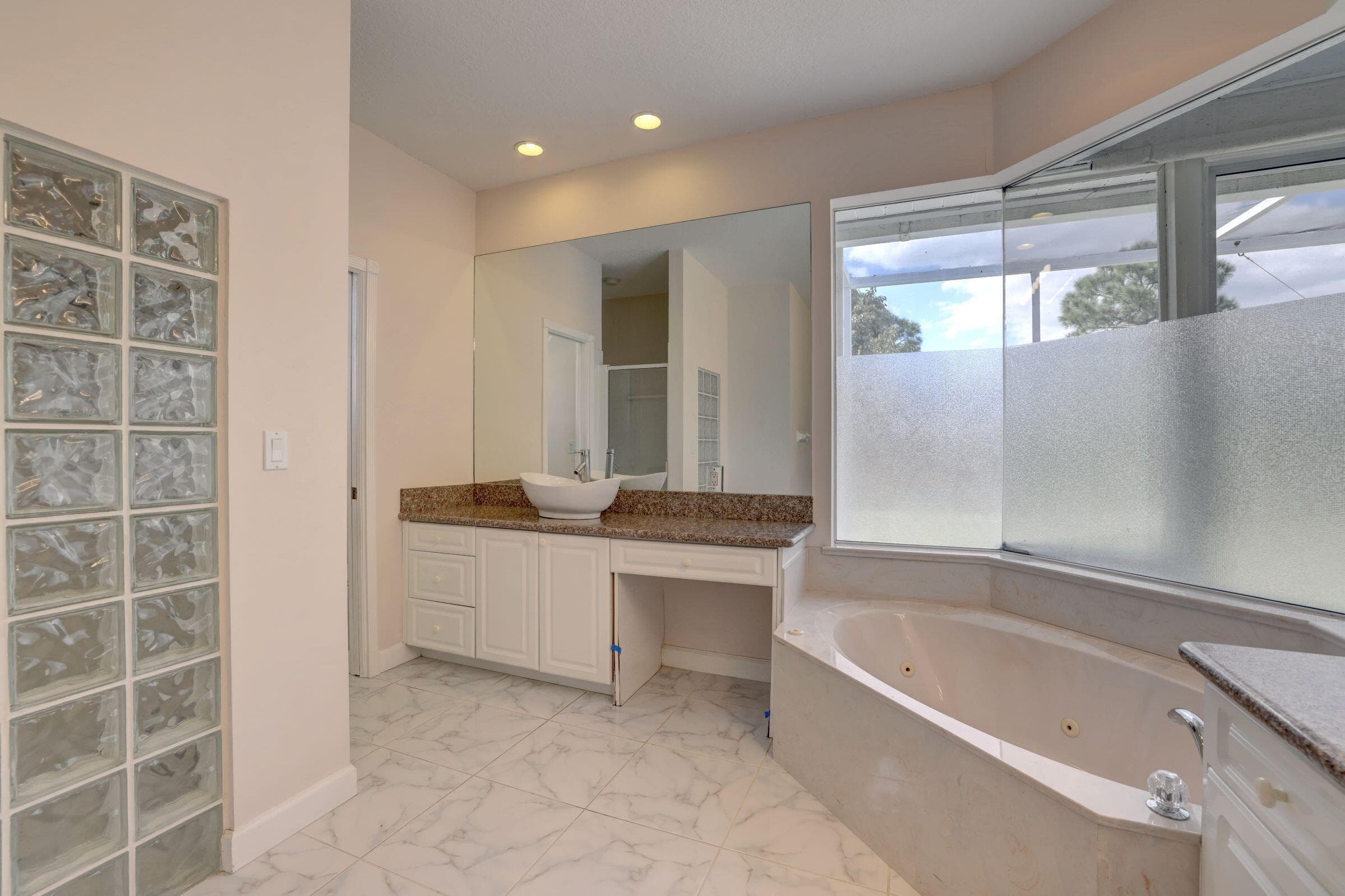 8028 Plantation Lakes Drive, Port St. Lucie, FL 34986 — photo 22 of 65