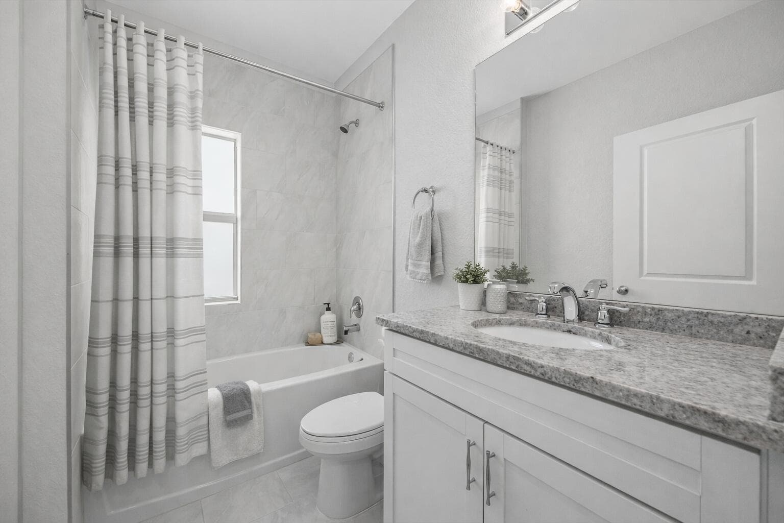 2585 SE Bonita Street, Stuart, FL 34997 — photo 5 of 15
