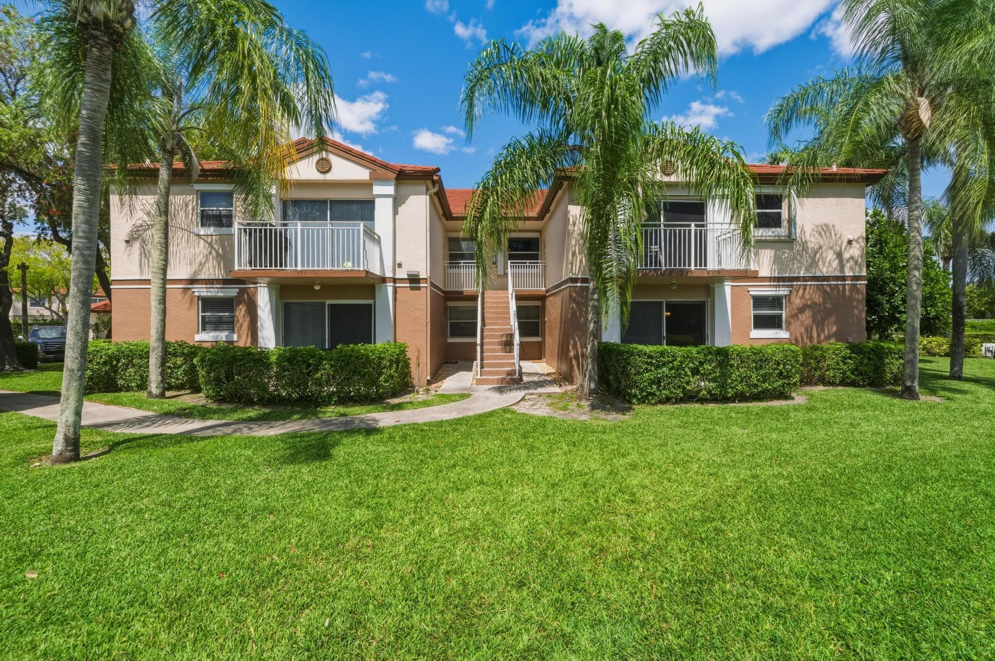 11200 SW 13th Street 104, Pembroke Pines, FL 33025 — photo 4 of 25