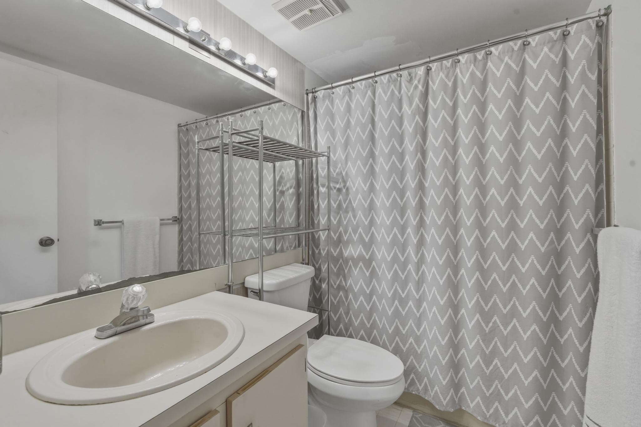 11200 SW 13th Street 104, Pembroke Pines, FL 33025 — photo 23 of 25