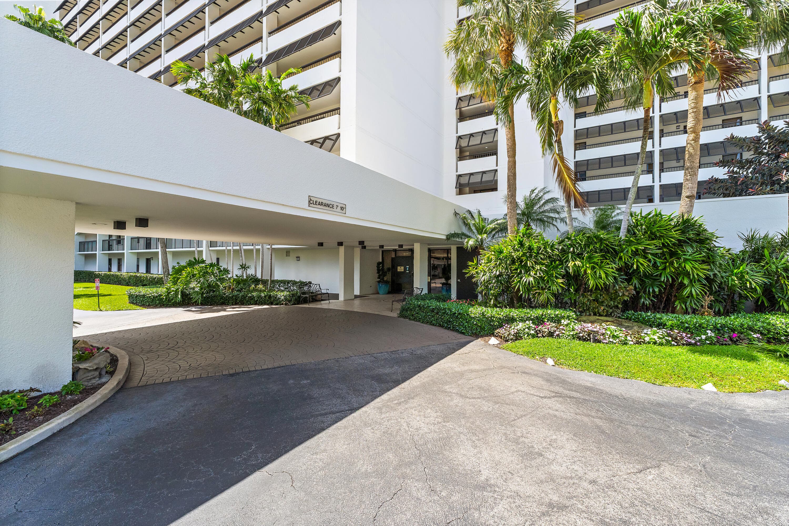 356 Golfview Road 903, North Palm Beach, FL 33408 — photo 83 of 85