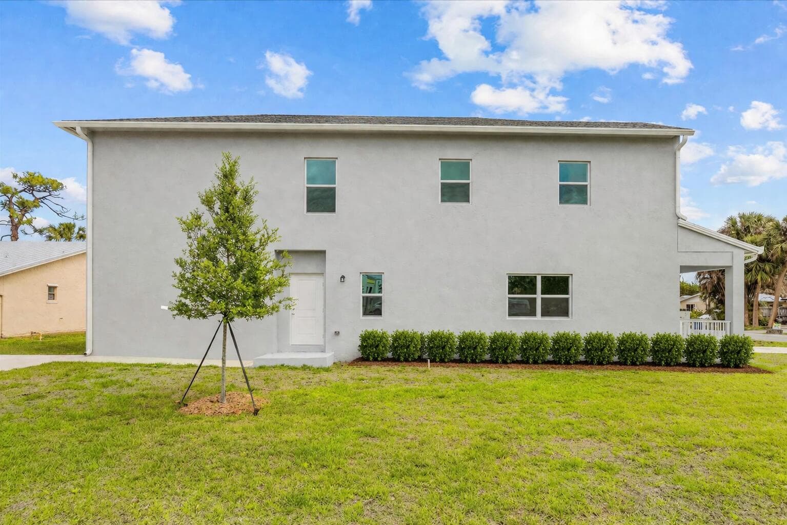 2565 SE Bonita Street, Stuart, FL 34997 — photo 3 of 20