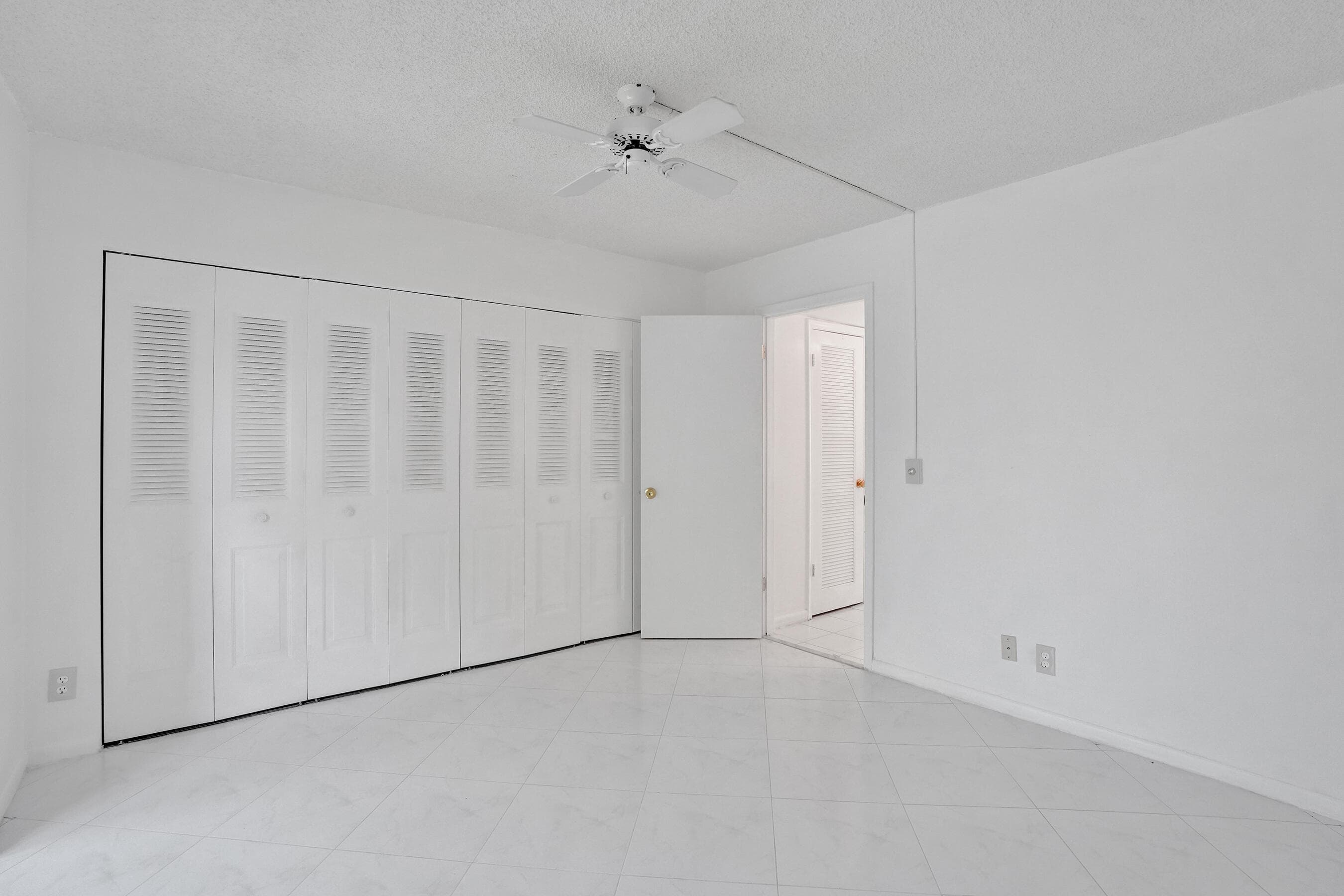 392 Durham Circle M, Deerfield Beach, FL 33442 — photo 10 of 17