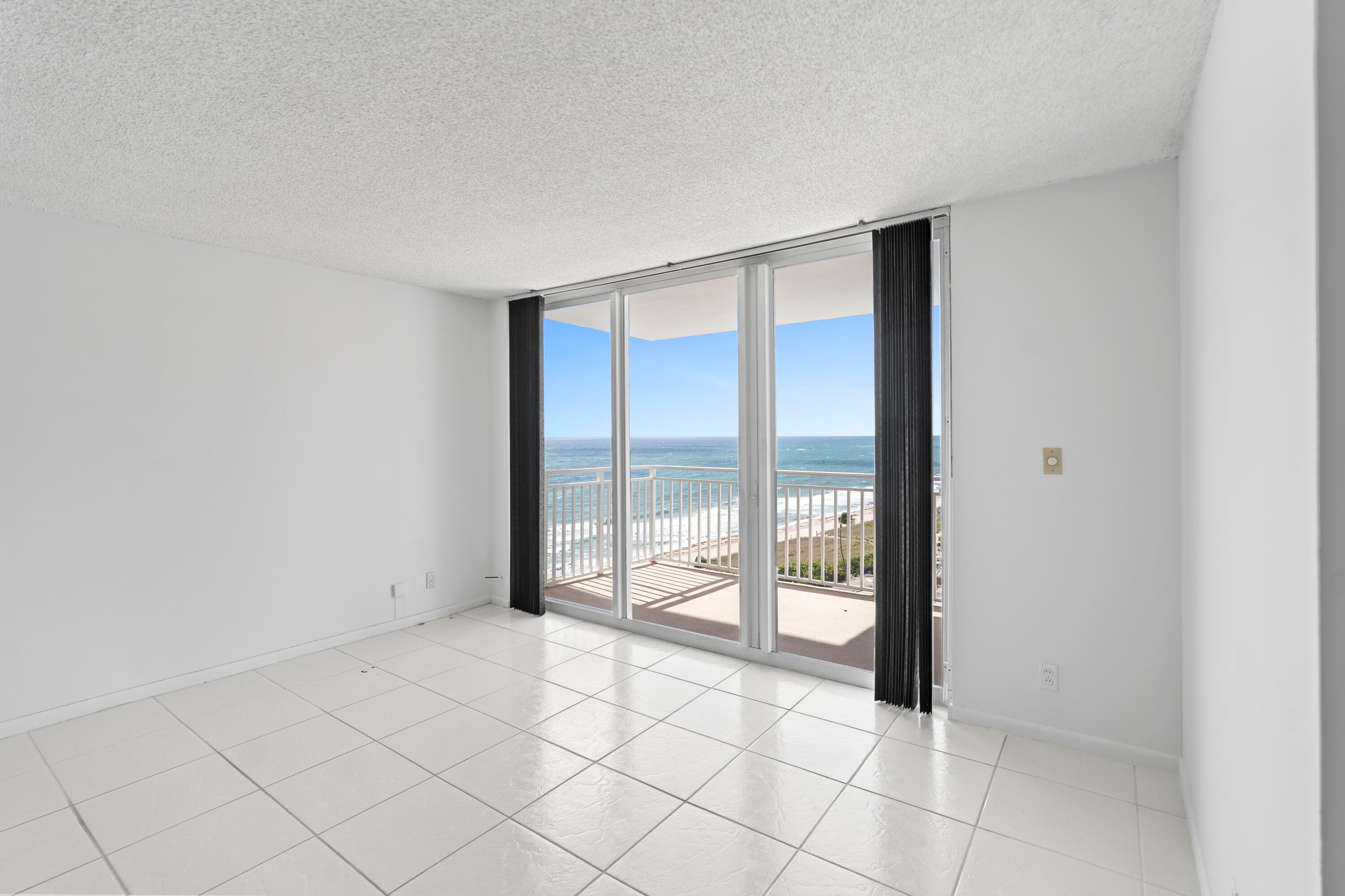 5200 N Ocean Boulevard 1207b, Lauderdale-By-The-Sea, FL 33308 — photo 5 of 53