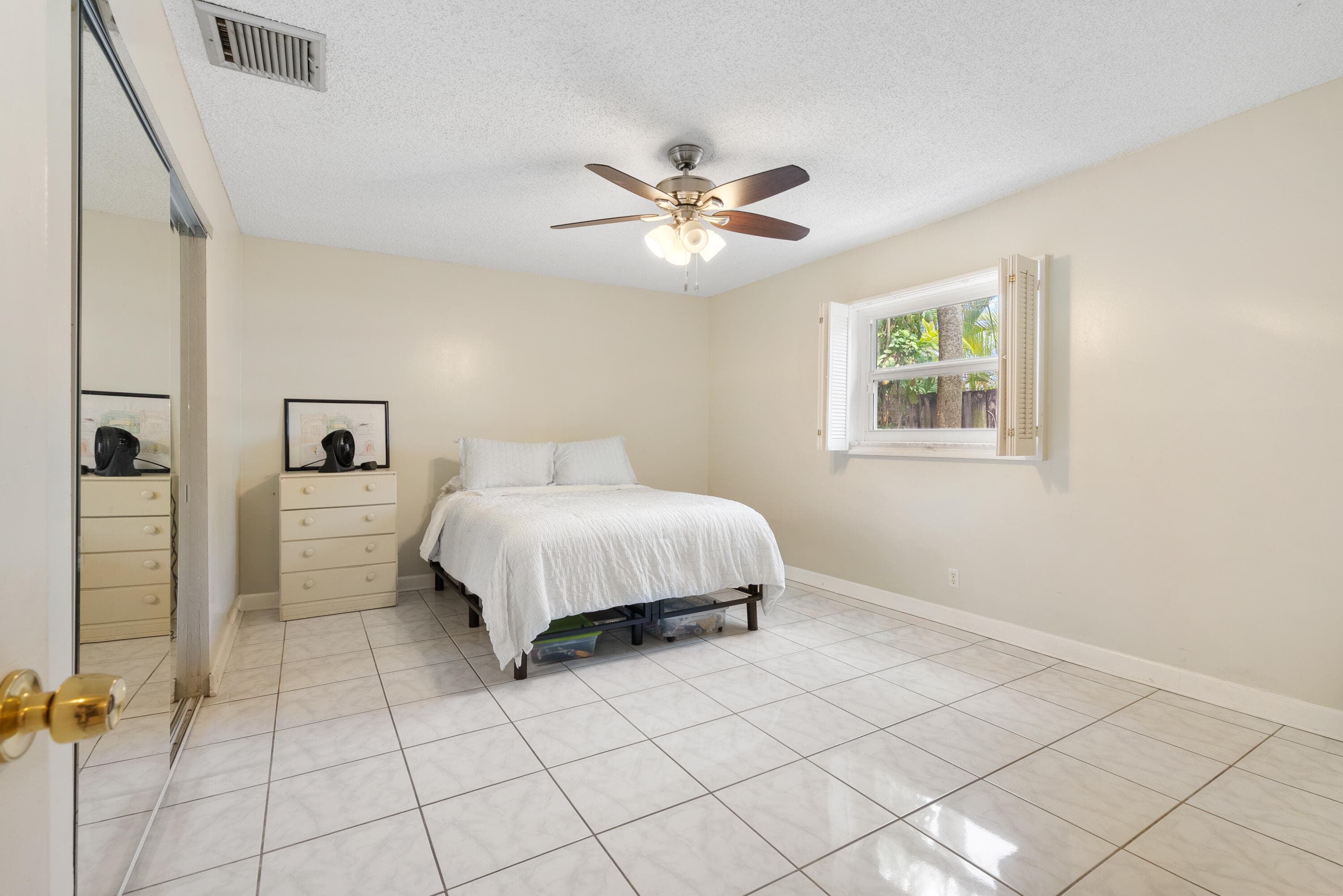 306 18th Avenue N, Lake Worth Beach, FL 33460 — photo 18 of 29