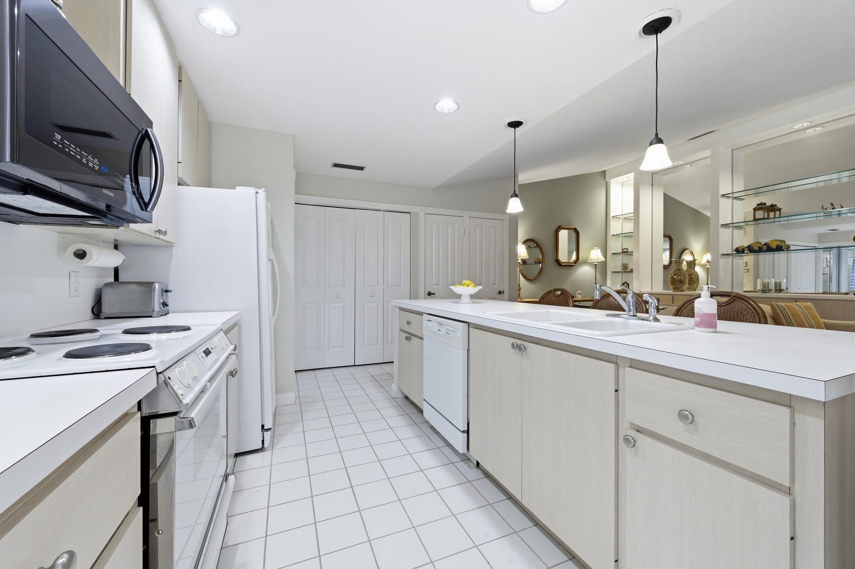 701 Silverleaf Oak Court, Palm Beach Gardens, FL 33410 — photo 16 of 39
