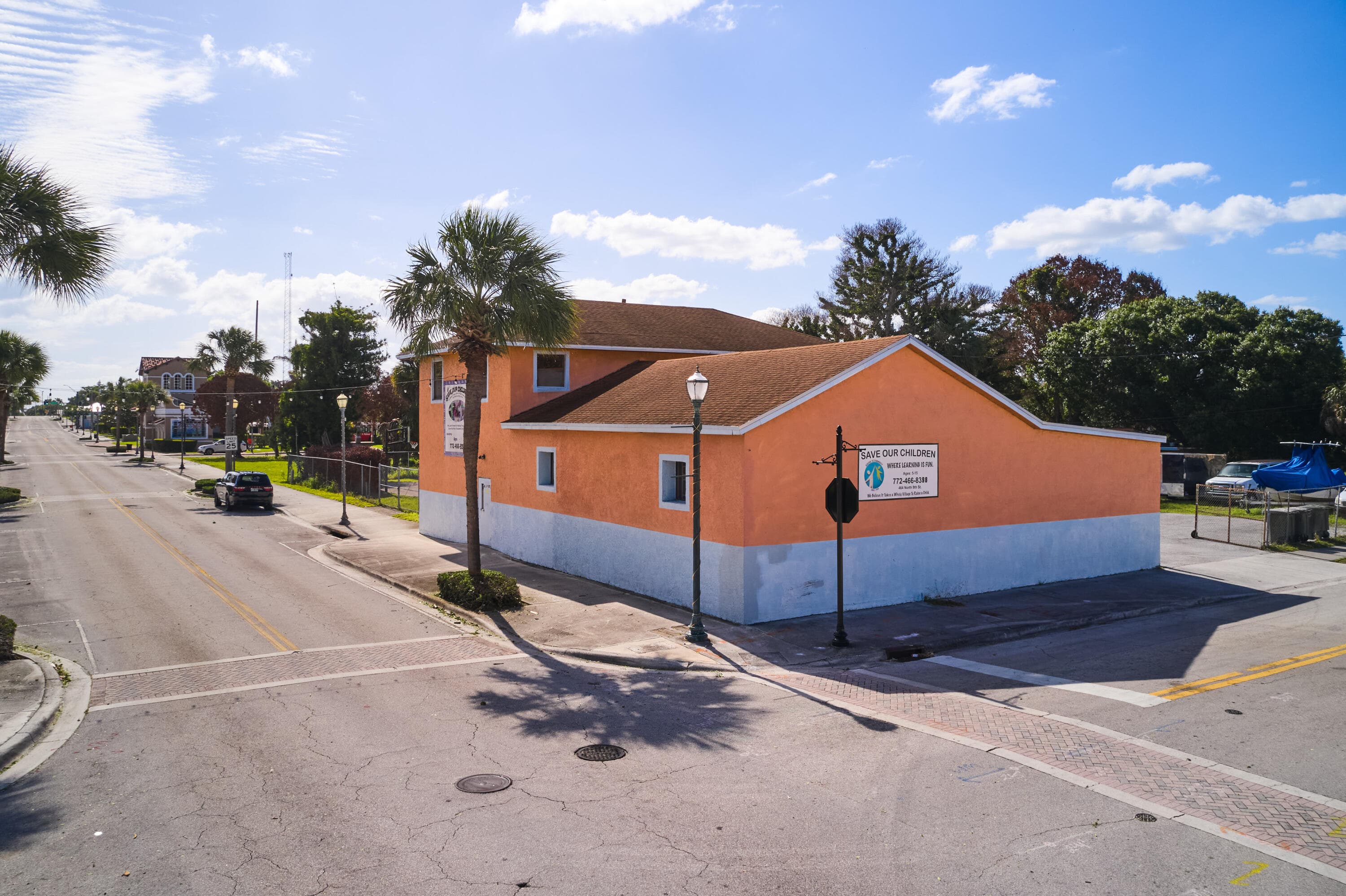 464 N 9th Street, Fort Pierce, FL — photo 8 of 31